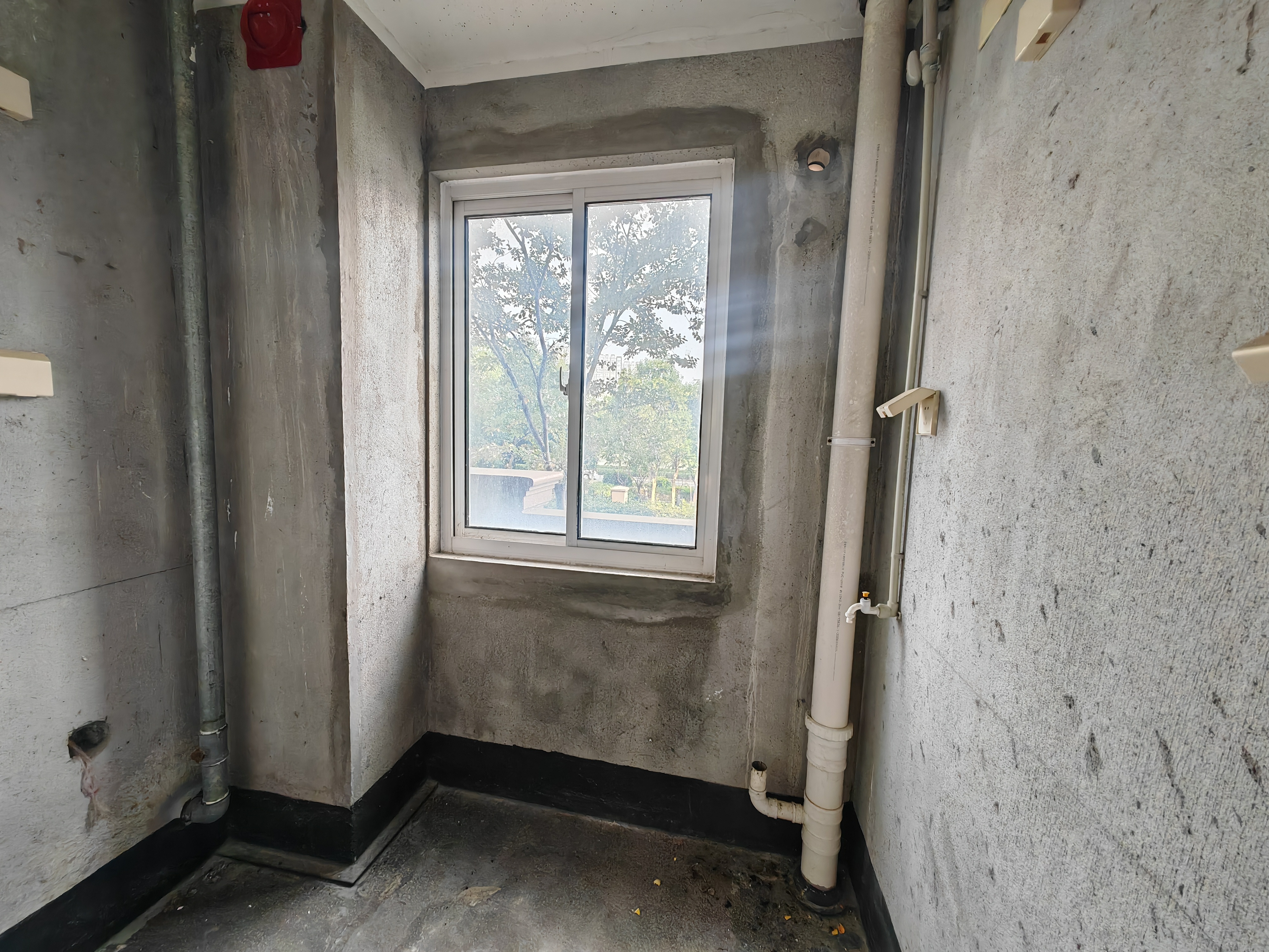 湖滨华庭 5室2厅2卫 196m&sup2;