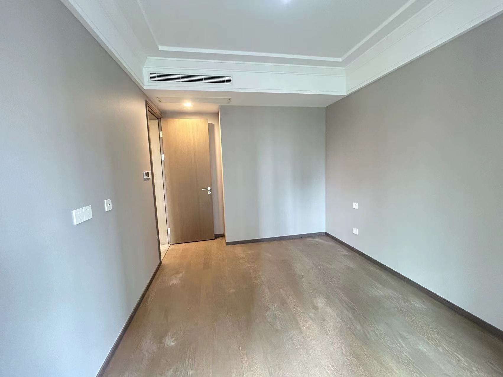 绿城&middot;诚园 4室2厅2卫 159m&sup2;
