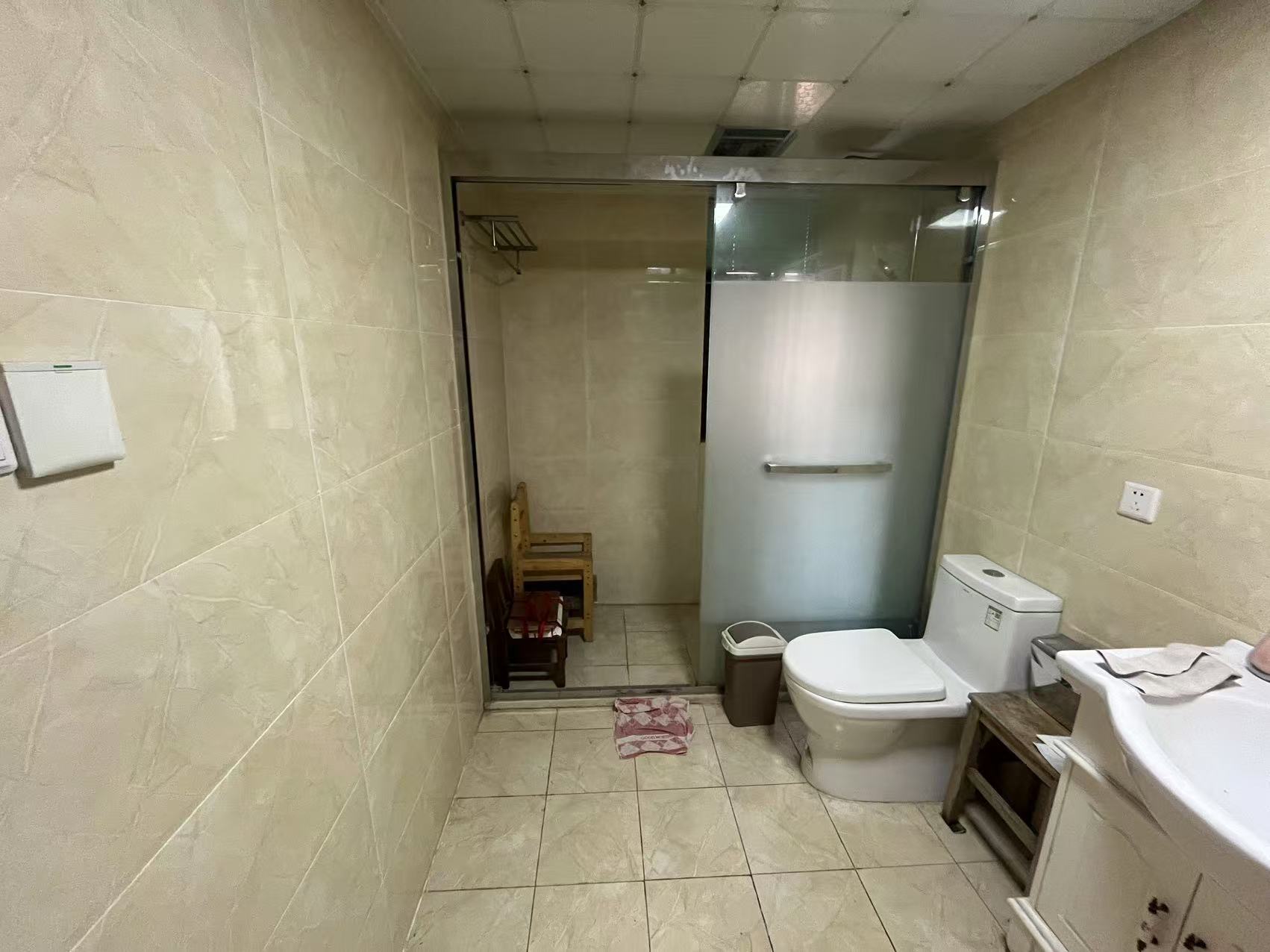 外滩花苑 2室2厅1卫 92m&sup2;