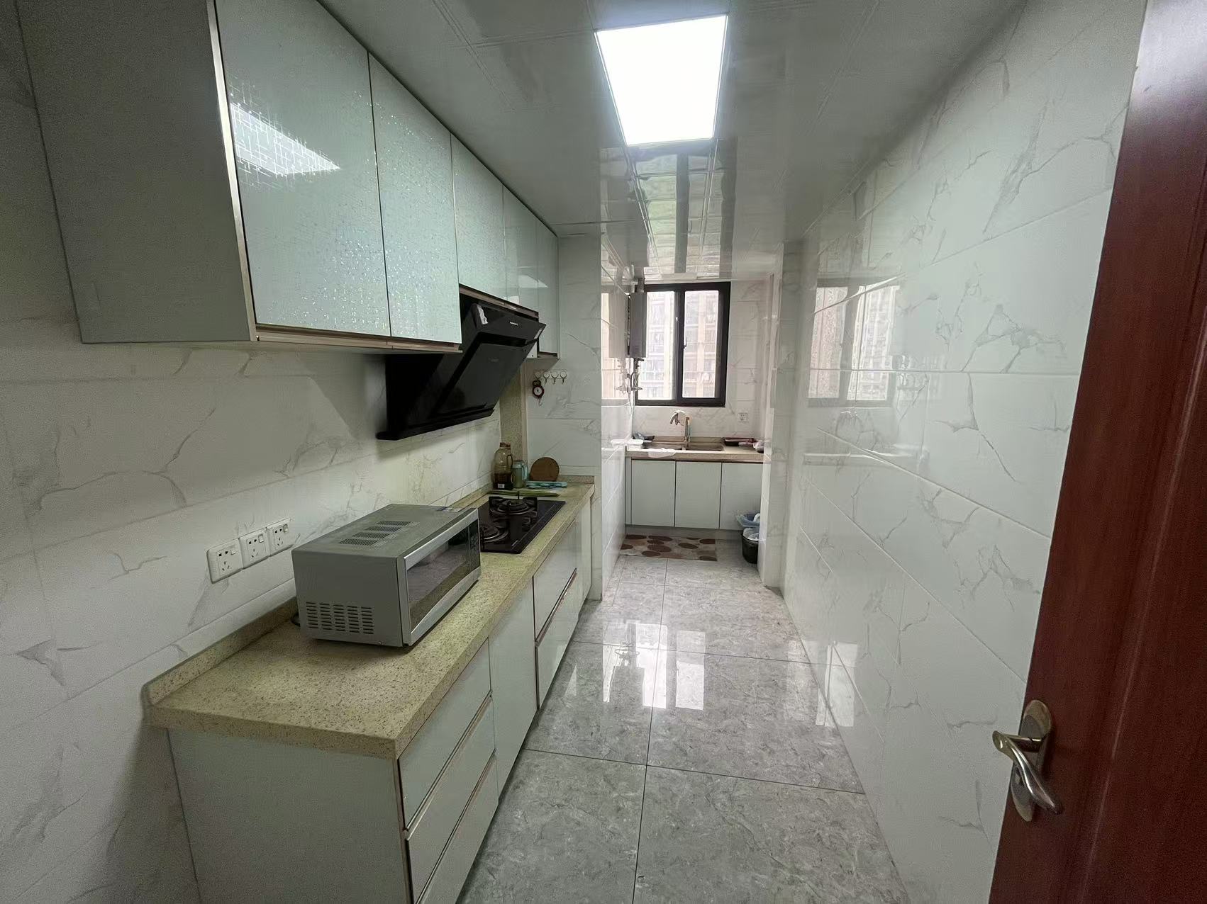 外滩花苑 2室2厅1卫 92m&sup2;