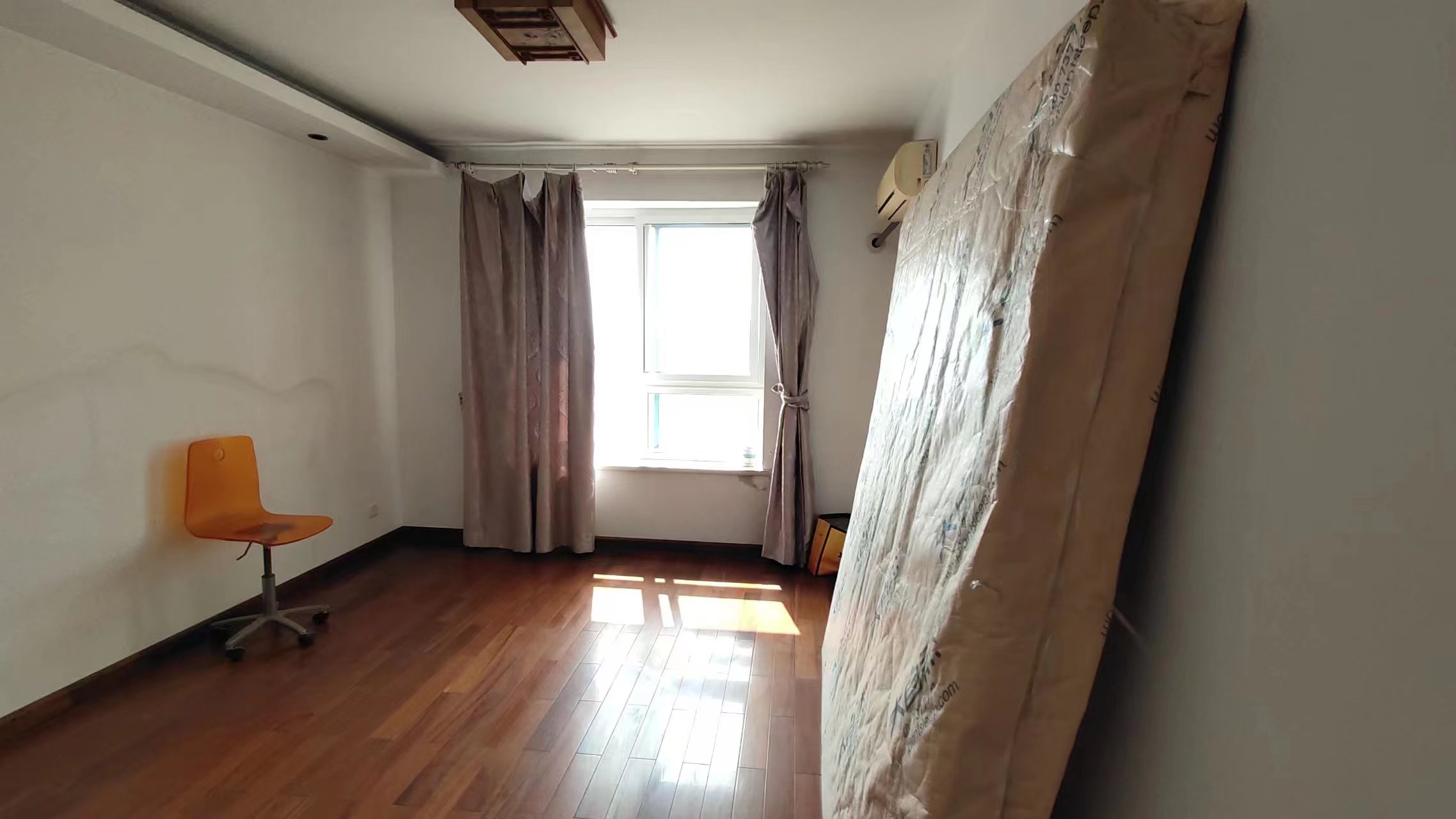 德民花苑东区 3室2厅2卫 147m&sup2;
