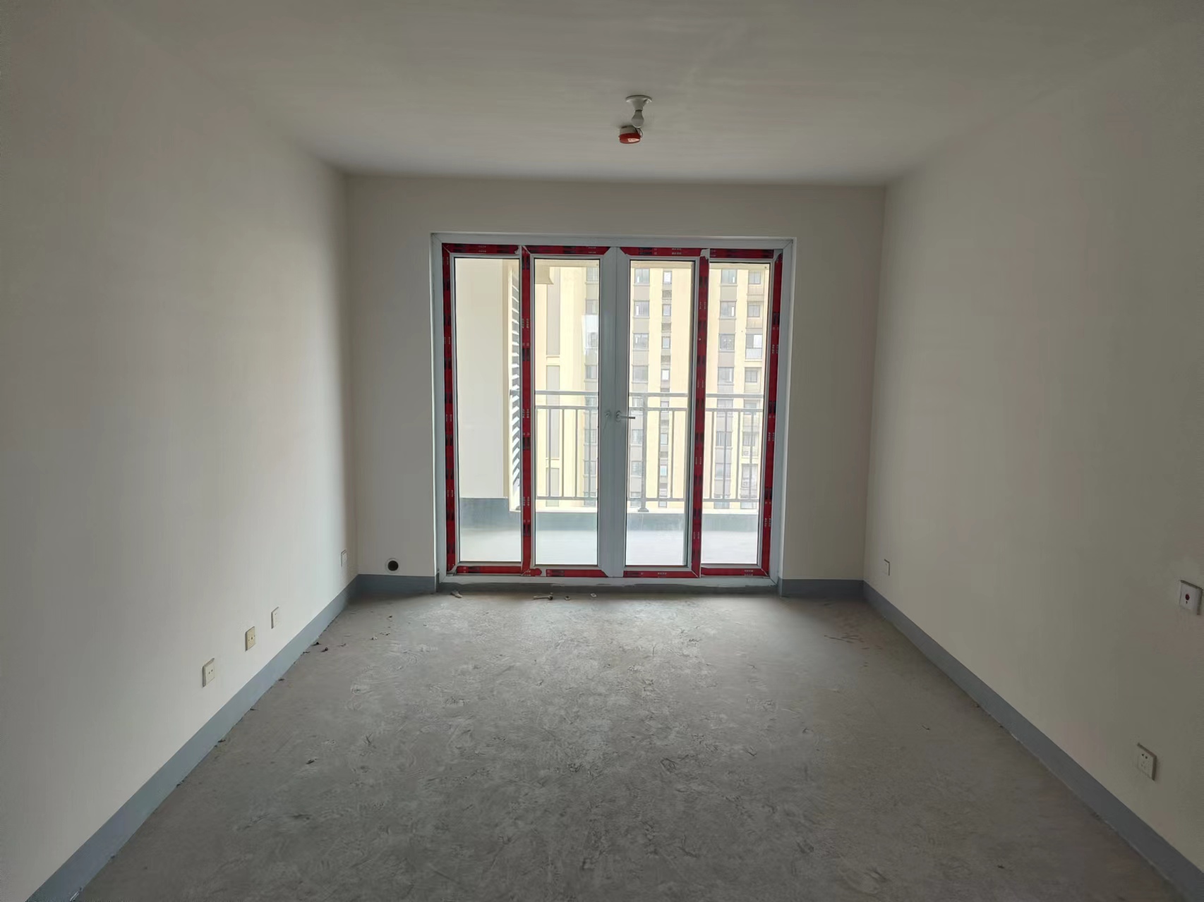 新城香溢紫郡 3室2厅2卫 117m&sup2;