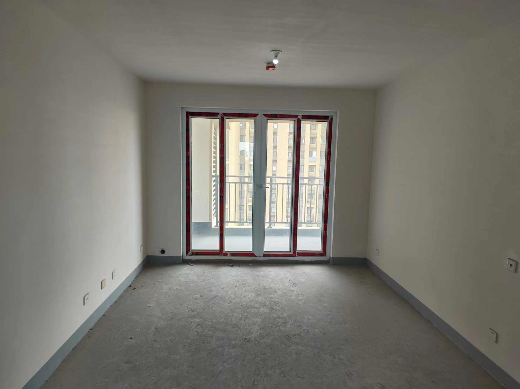 新城香溢紫郡 3室2厅2卫 117m&sup2;