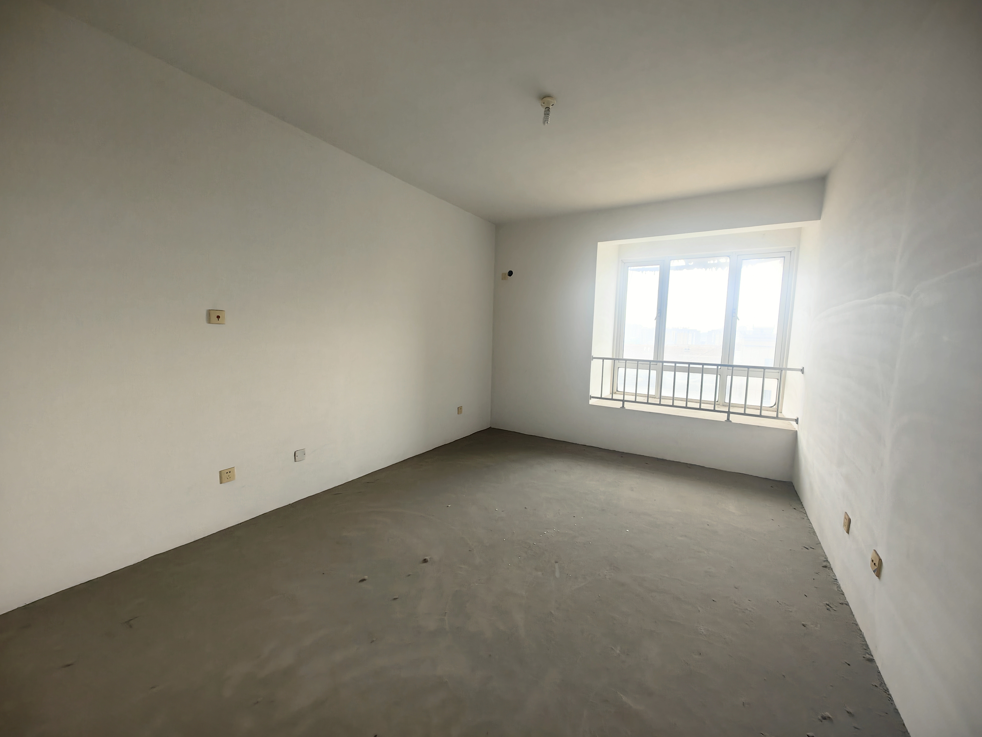 城市嘉苑 3室2厅2卫 140.95m&sup2;