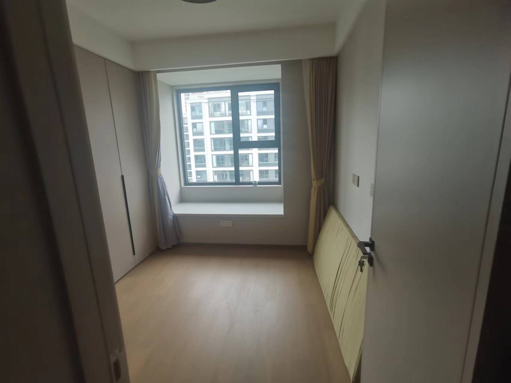 卓越府 4室2厅2卫 144.92m&sup2;