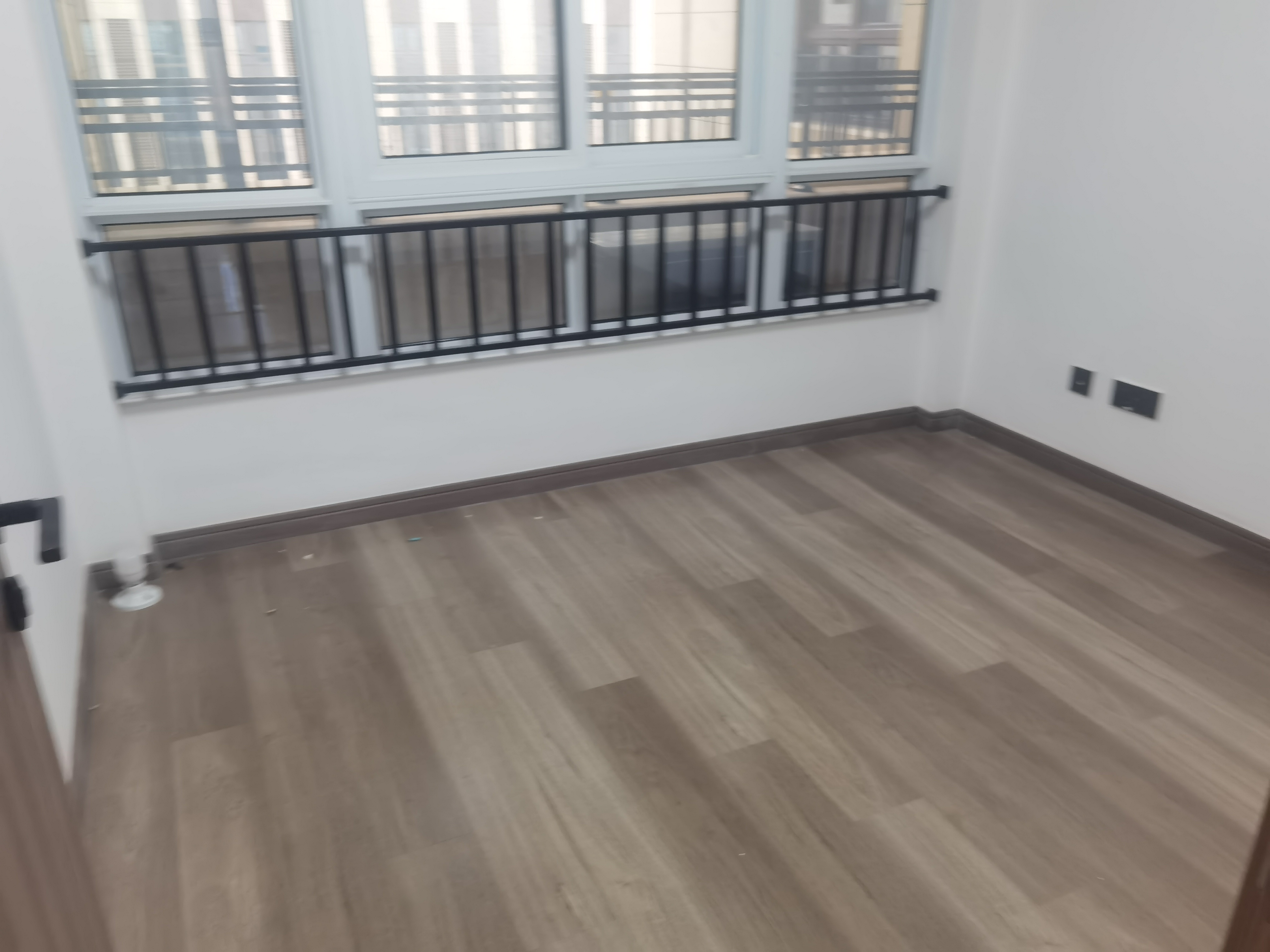 世茂云锦(九龙庭广场) 3室2厅1卫 90m&sup2;