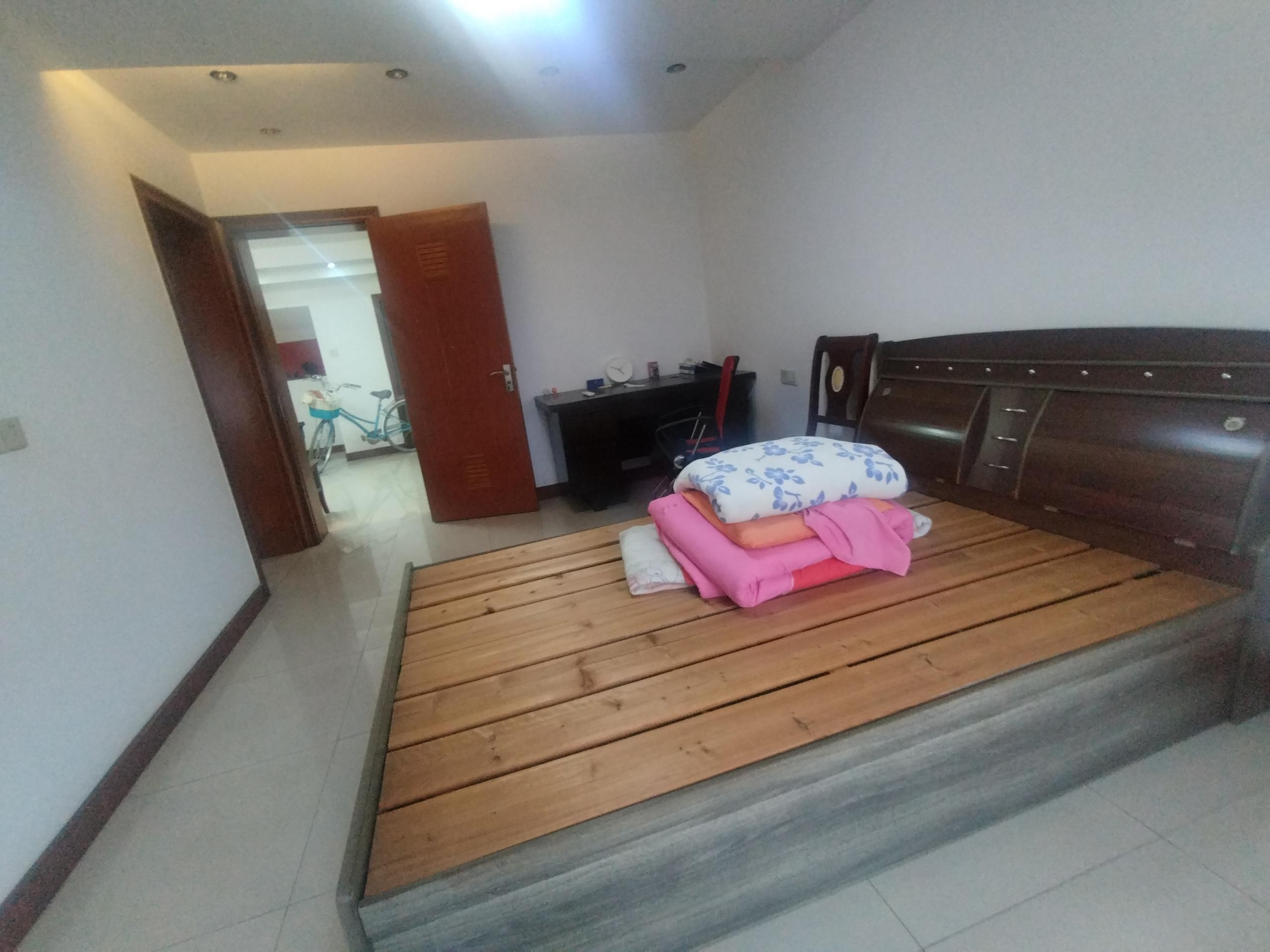 永兴佳园 4室2厅1卫 85m&sup2;