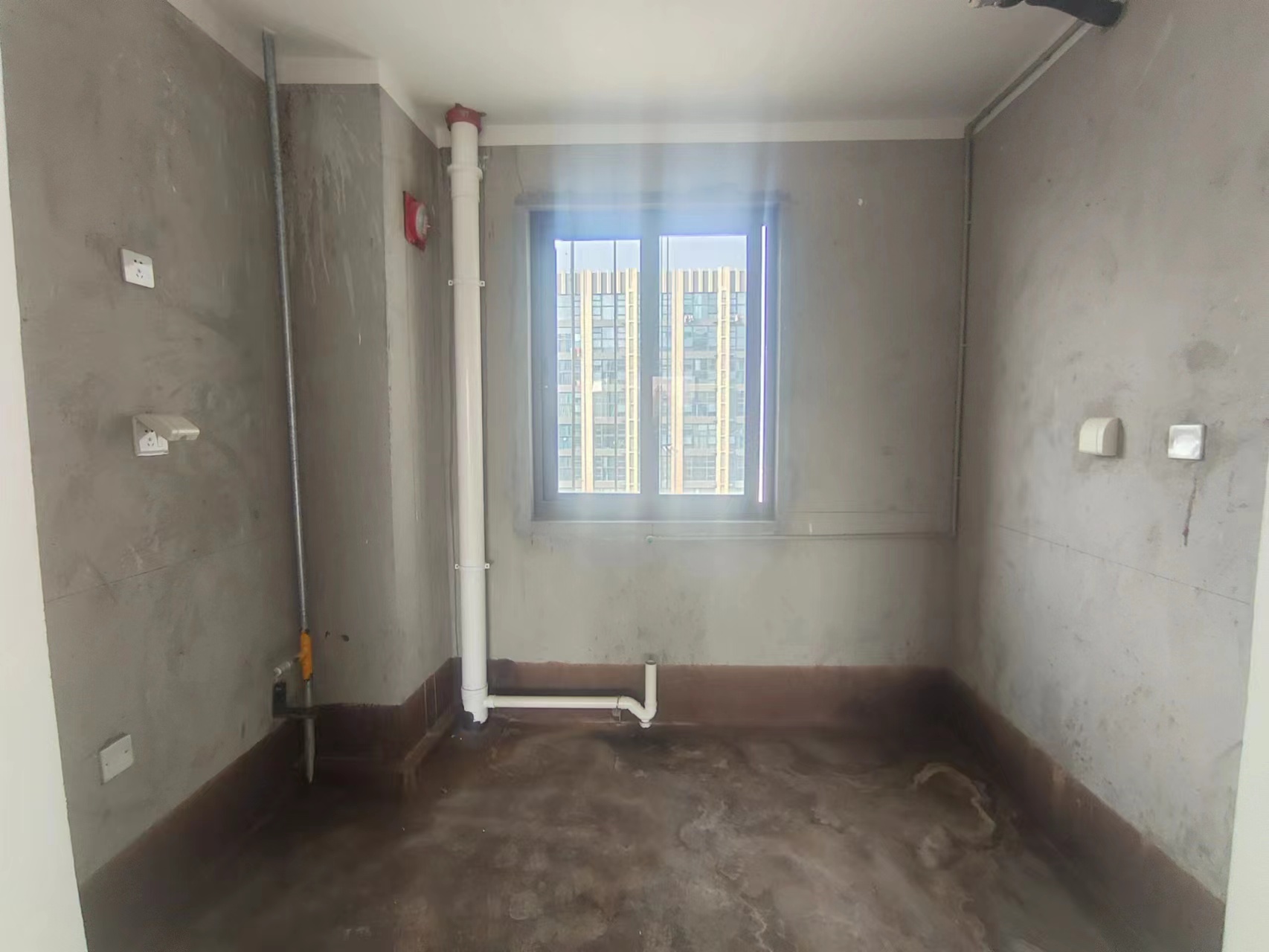 皇家花园北区 3室2厅2卫 142.49m&sup2;
