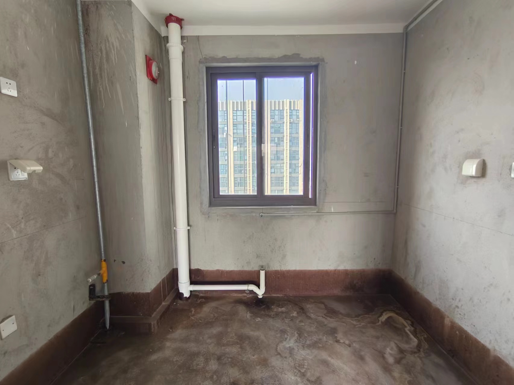 皇家花园北区 3室2厅2卫 142.49m&sup2;