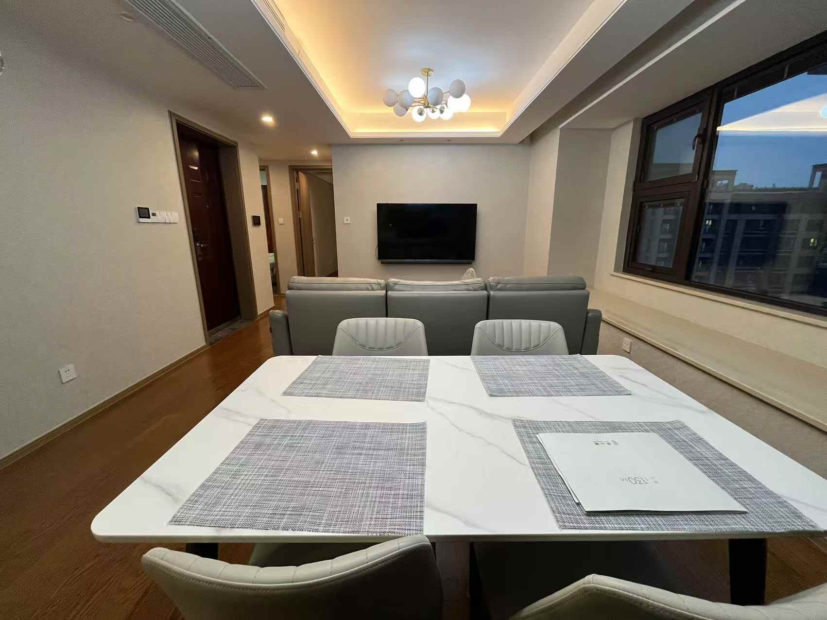 万濠禧园 3室2厅2卫 113.00m²