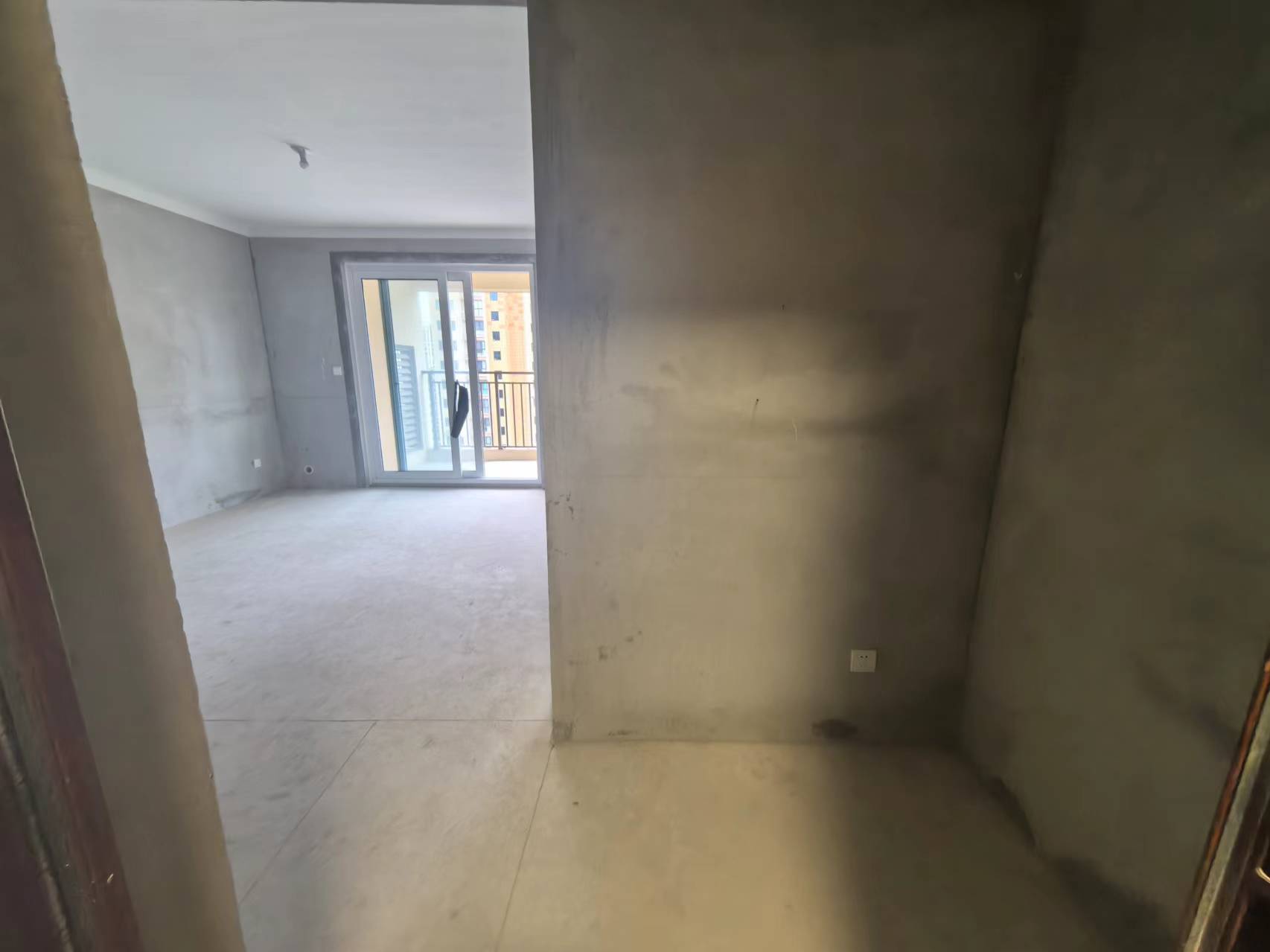 佳源都市 3室2厅2卫 113m²