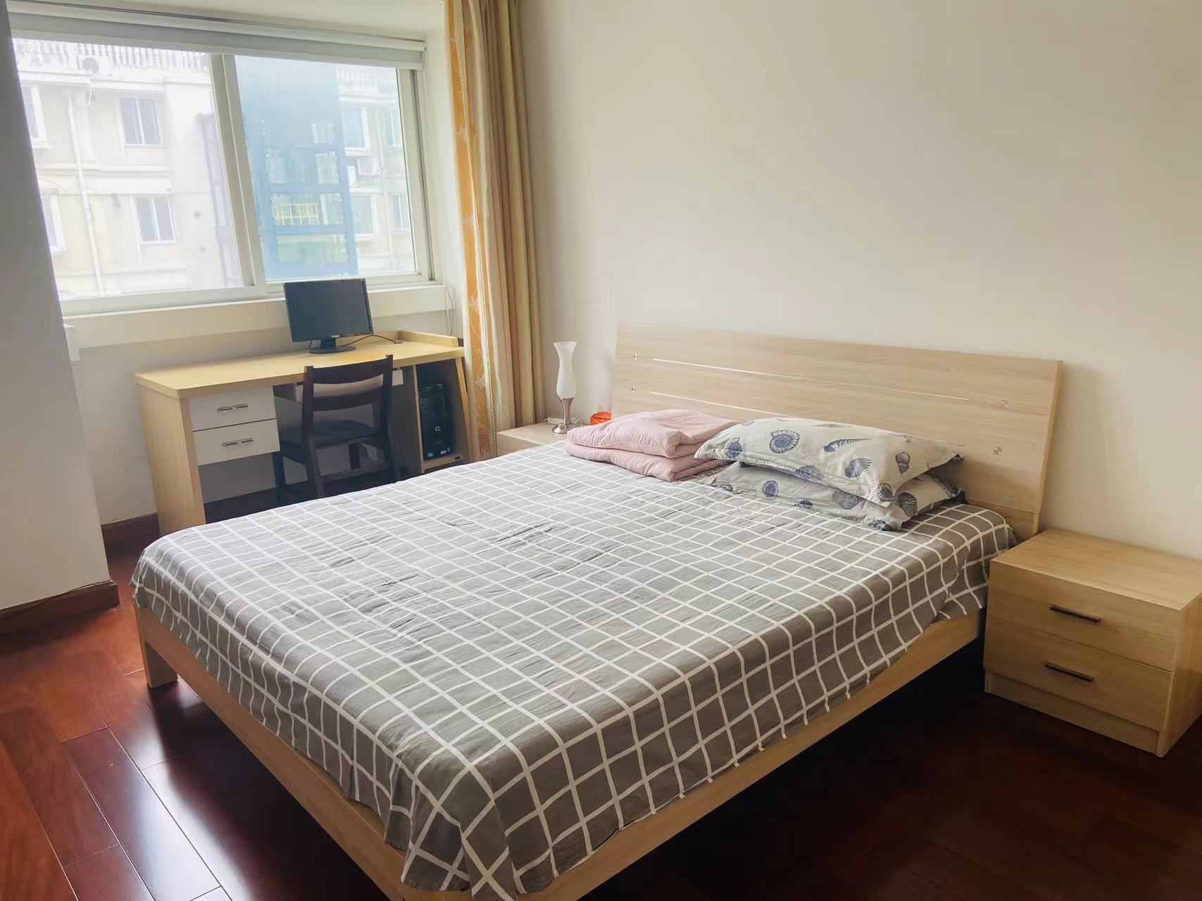春晖花园 3室2厅2卫 138.00m&sup2;
