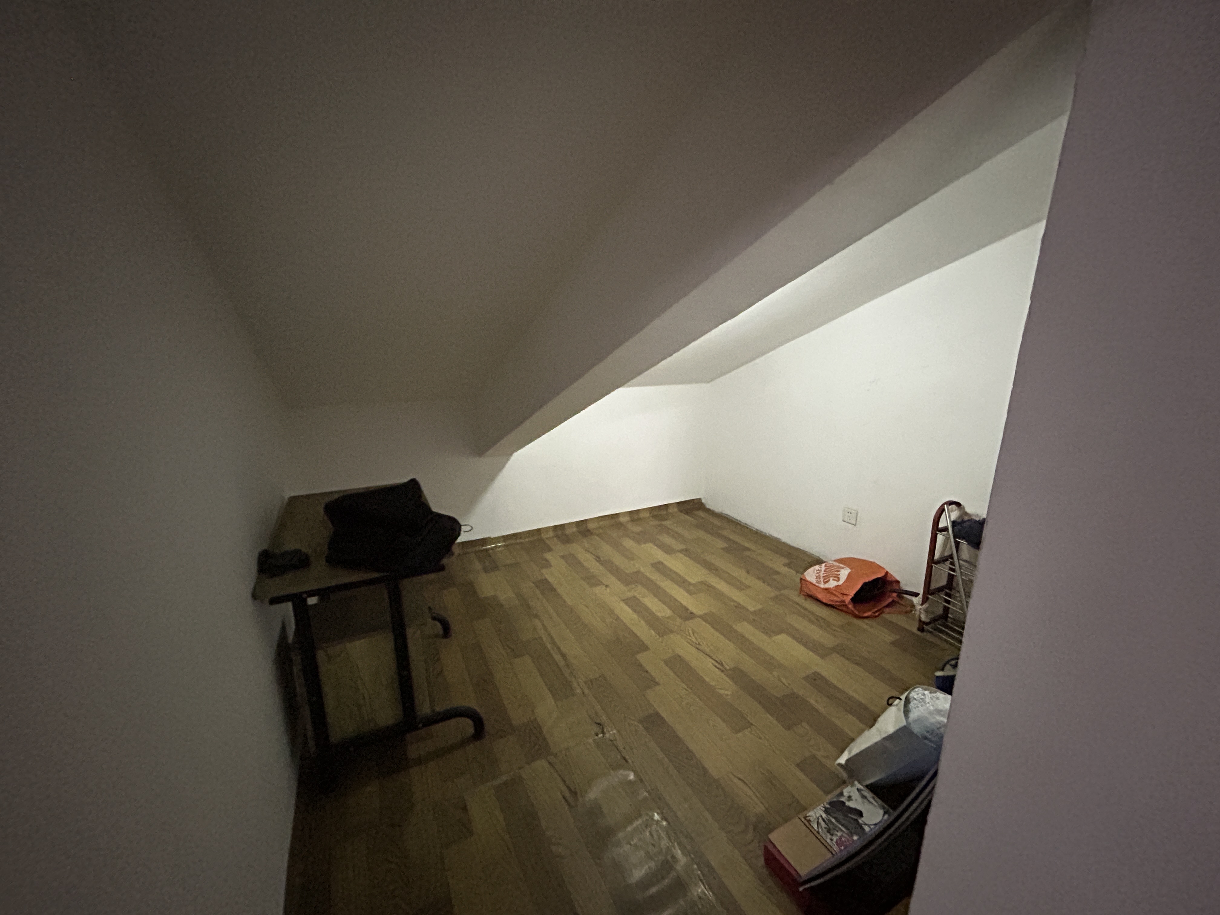 华强城 2室1厅1卫 92m&sup2;