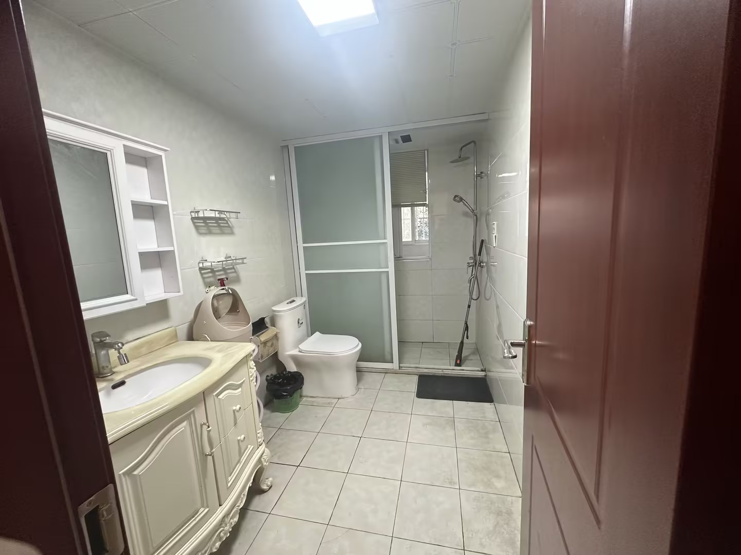 虹桥新苑 3室2厅2卫 126m&sup2;