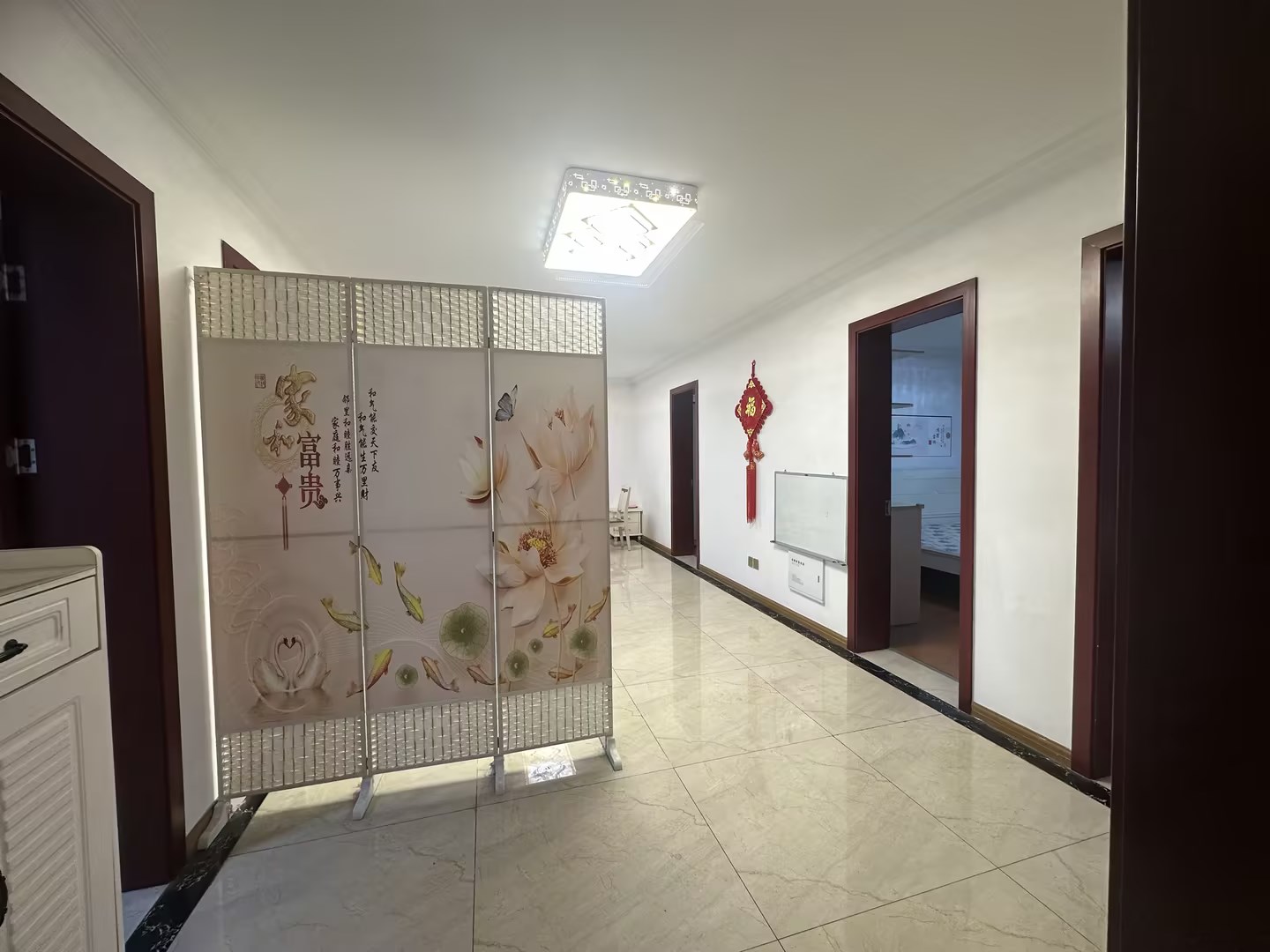 虹桥新苑 3室2厅2卫 126m&sup2;
