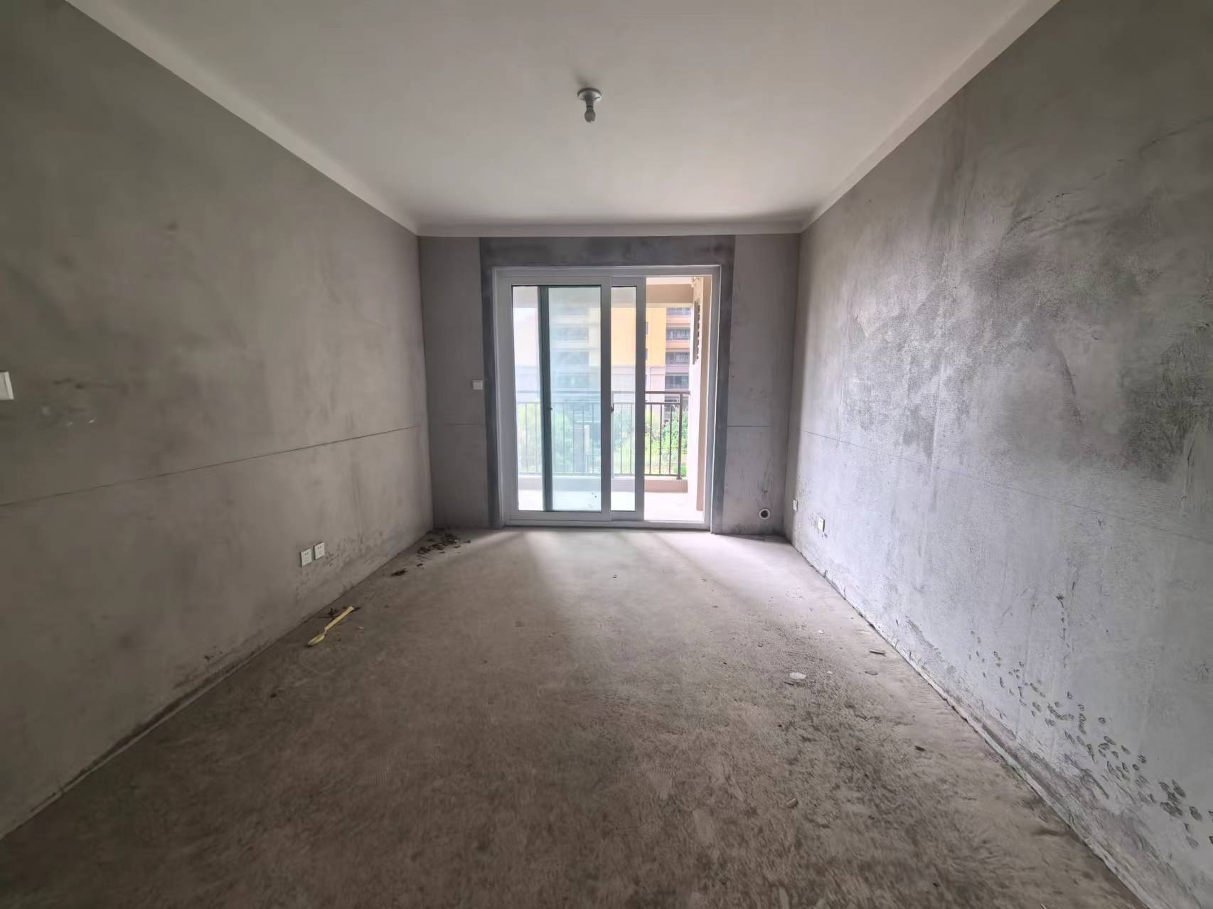 佳源都市 3室2厅1卫 98m²