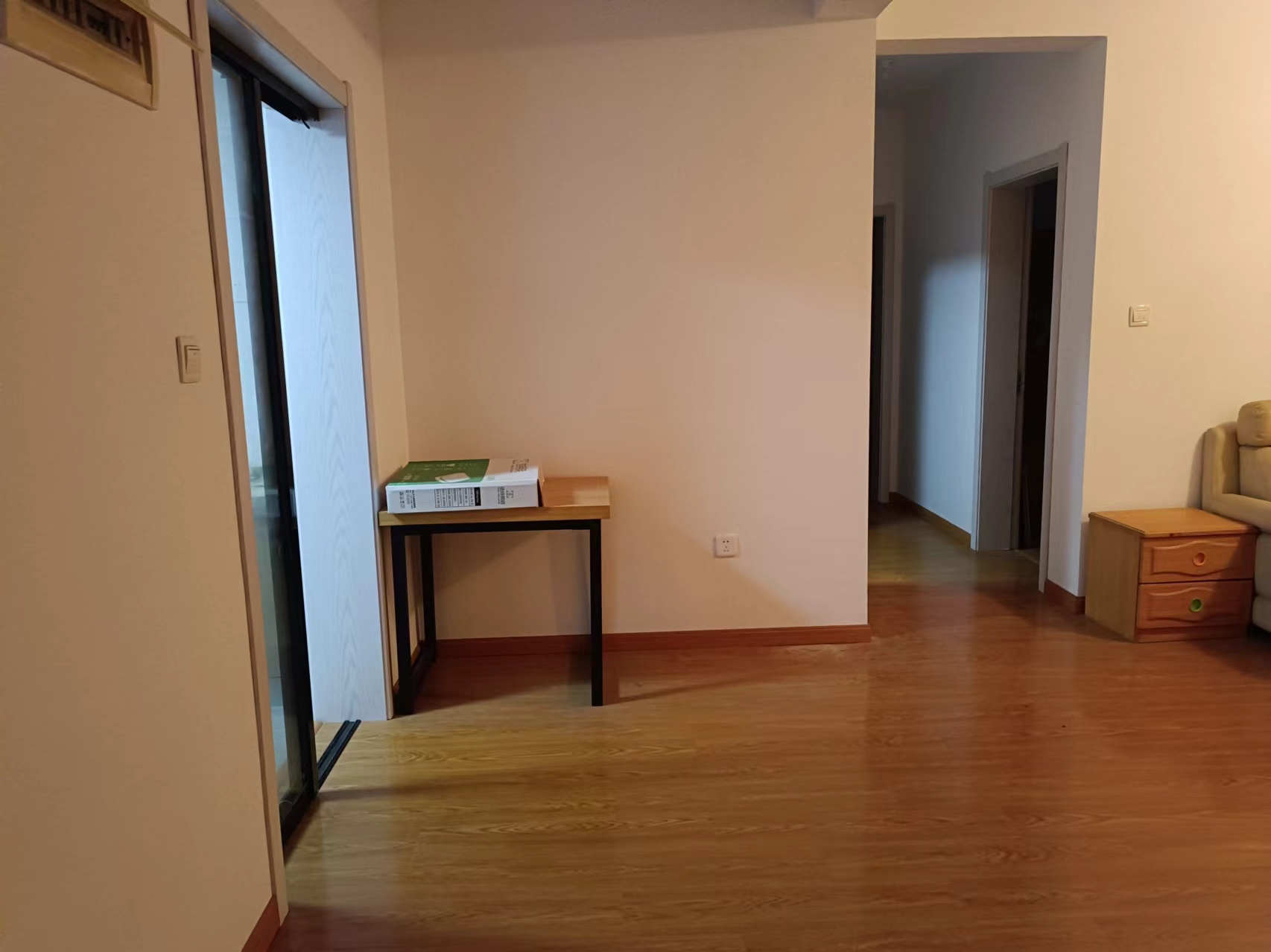 湖滨华庭 2室2厅1卫 90.00m²