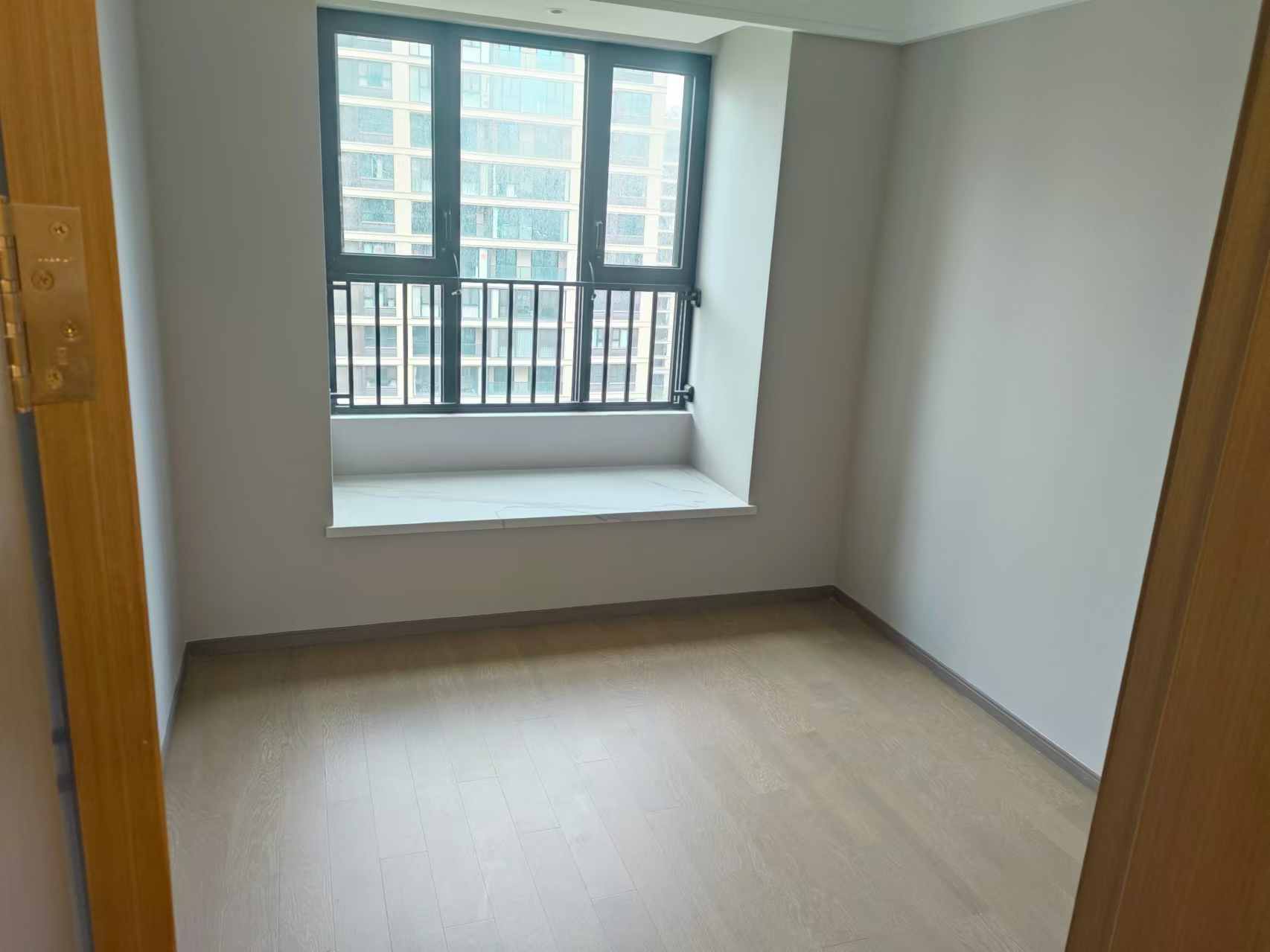 绿城&middot;诚园 3室2厅2卫 129m&sup2;
