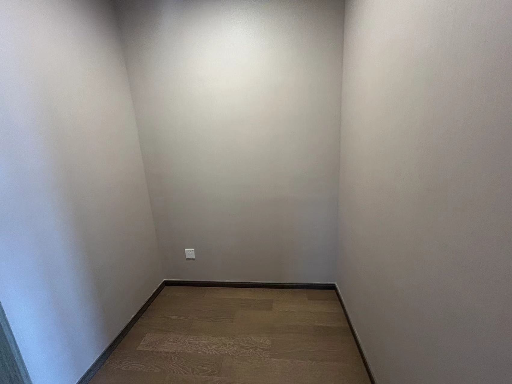 绿城&middot;诚园 4室2厅2卫 159m&sup2;