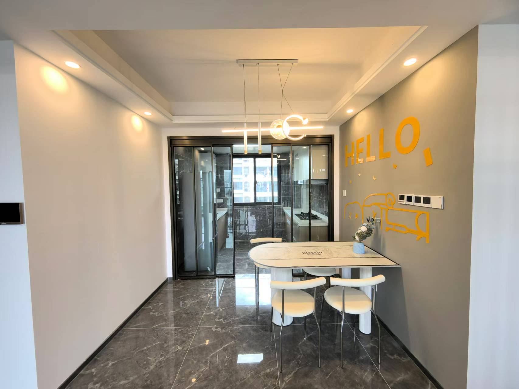 湖悦云境 4室2厅2卫 120m&sup2;