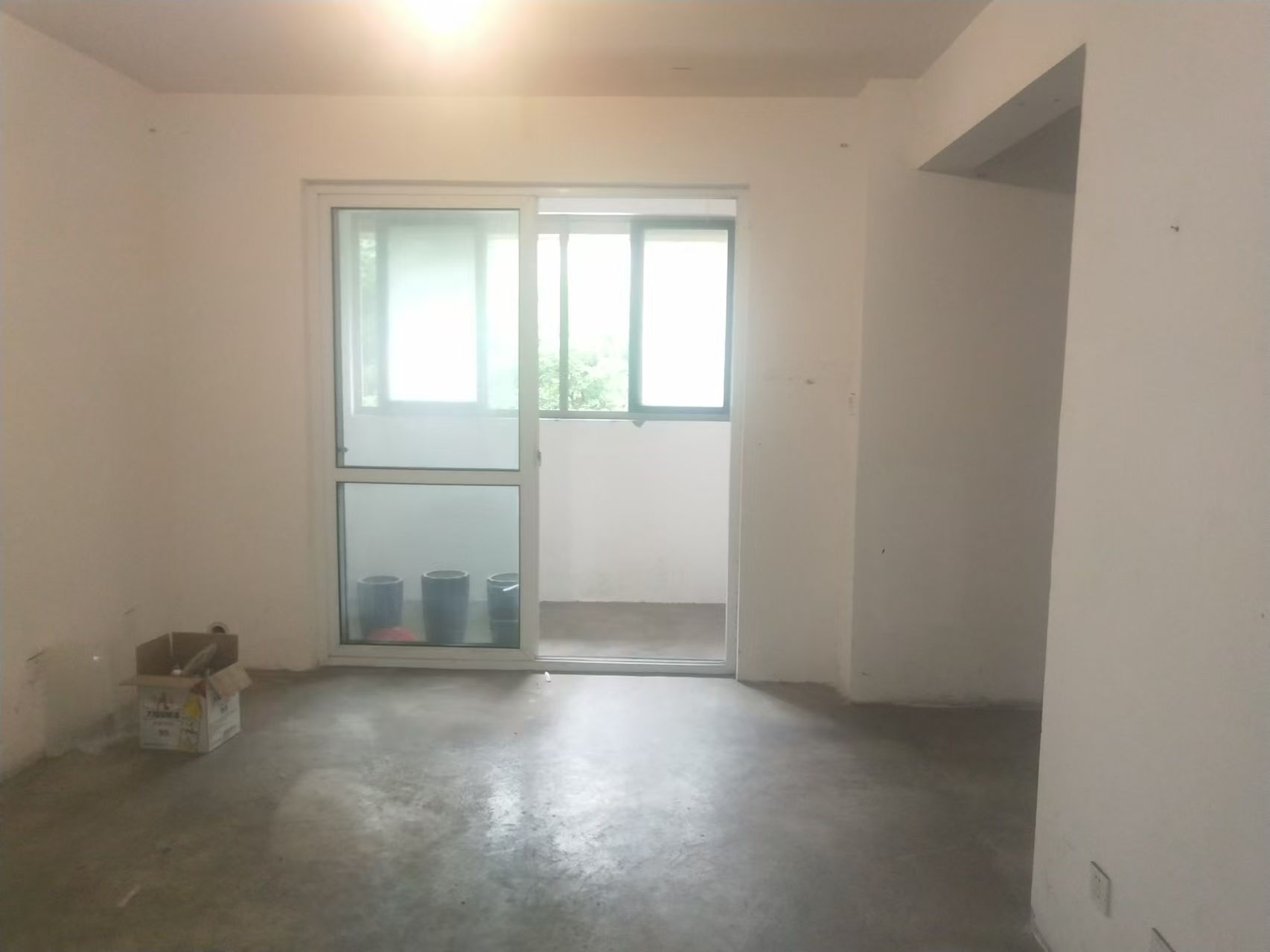 世濠花园 2室2厅1卫 84.5m²