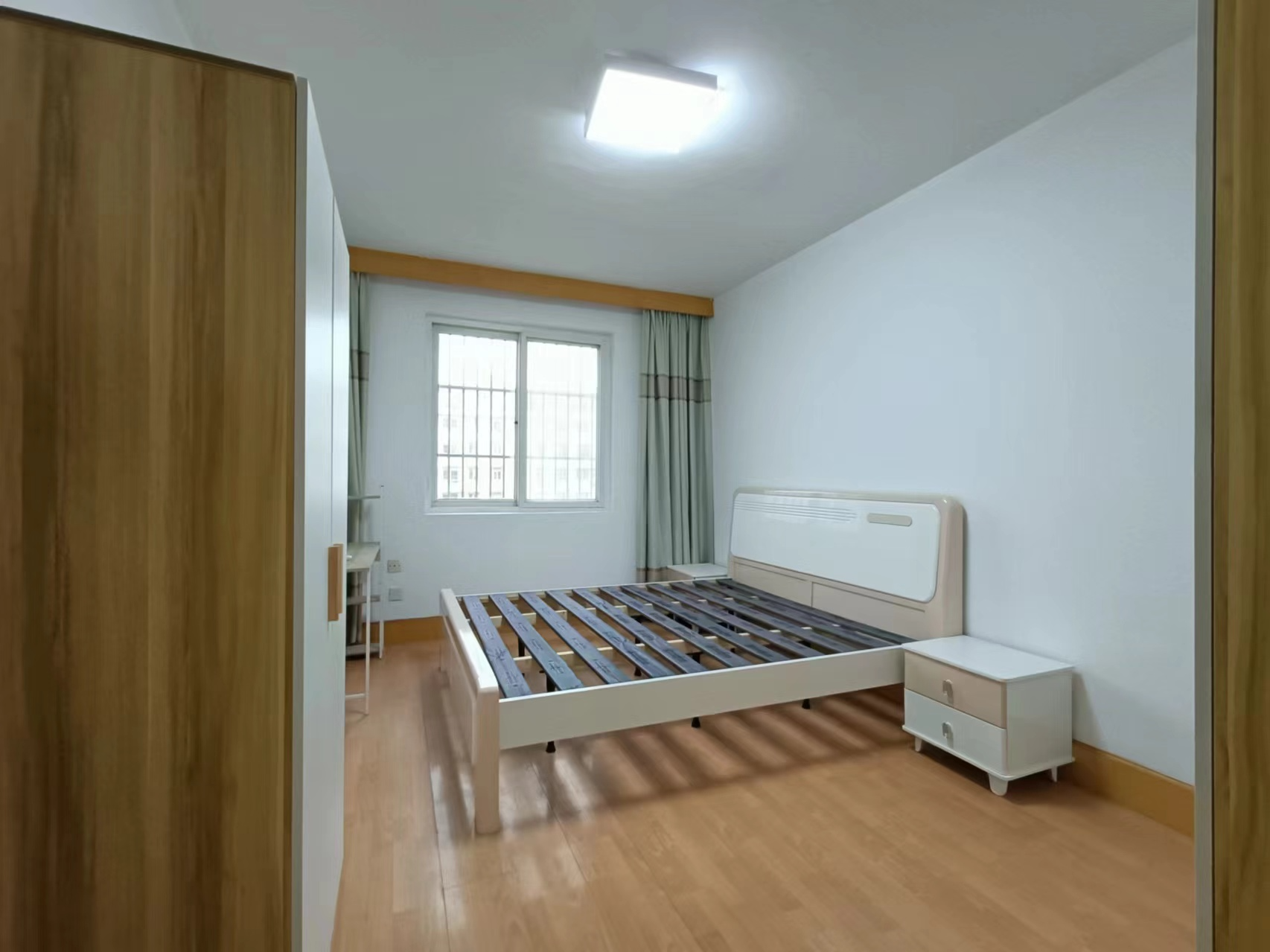 越江新村 4室2厅1卫 128m&sup2;