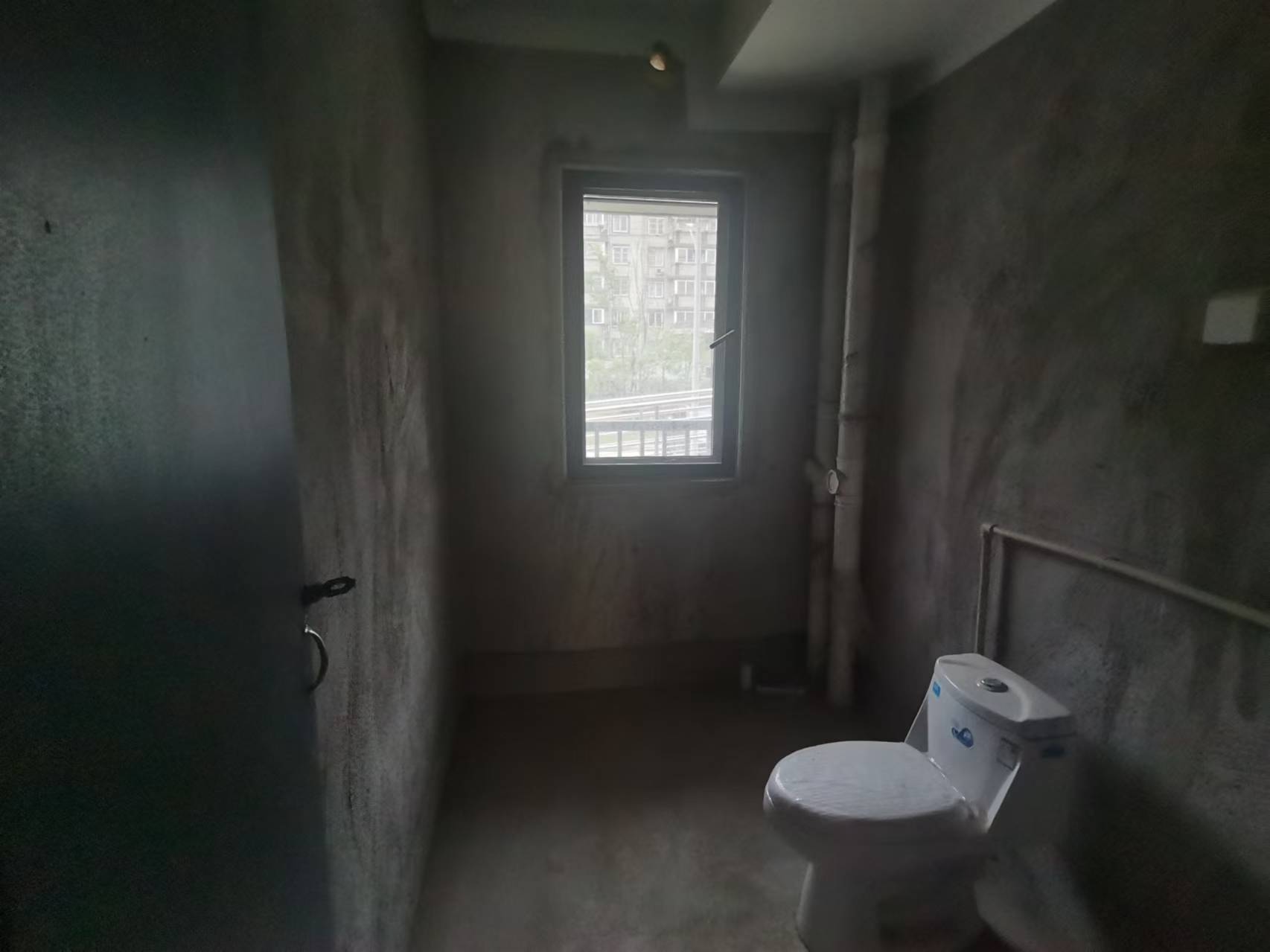 越江新村 3室2厅2卫 123m&sup2;