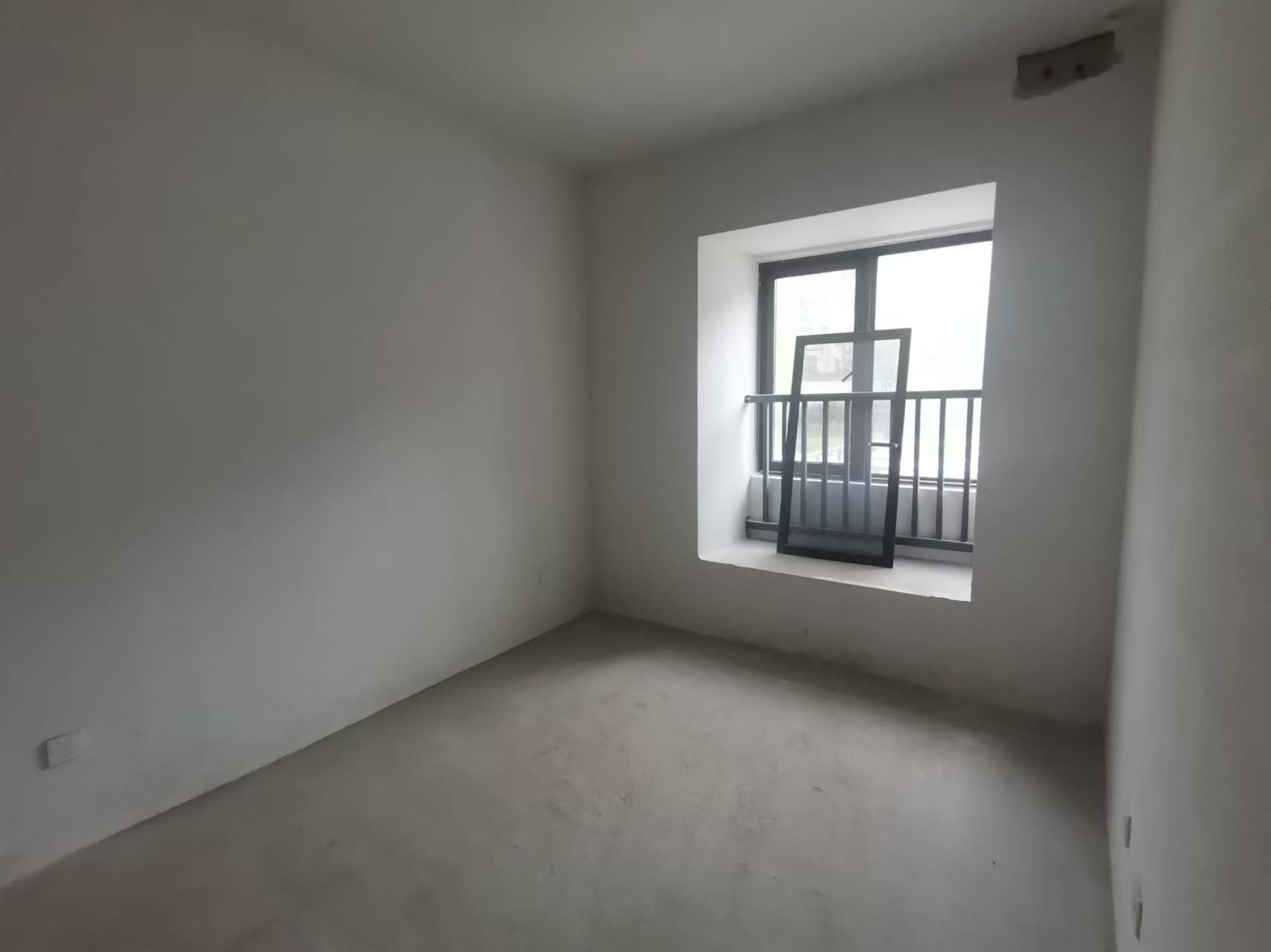 越江新村 3室2厅2卫 123m&sup2;