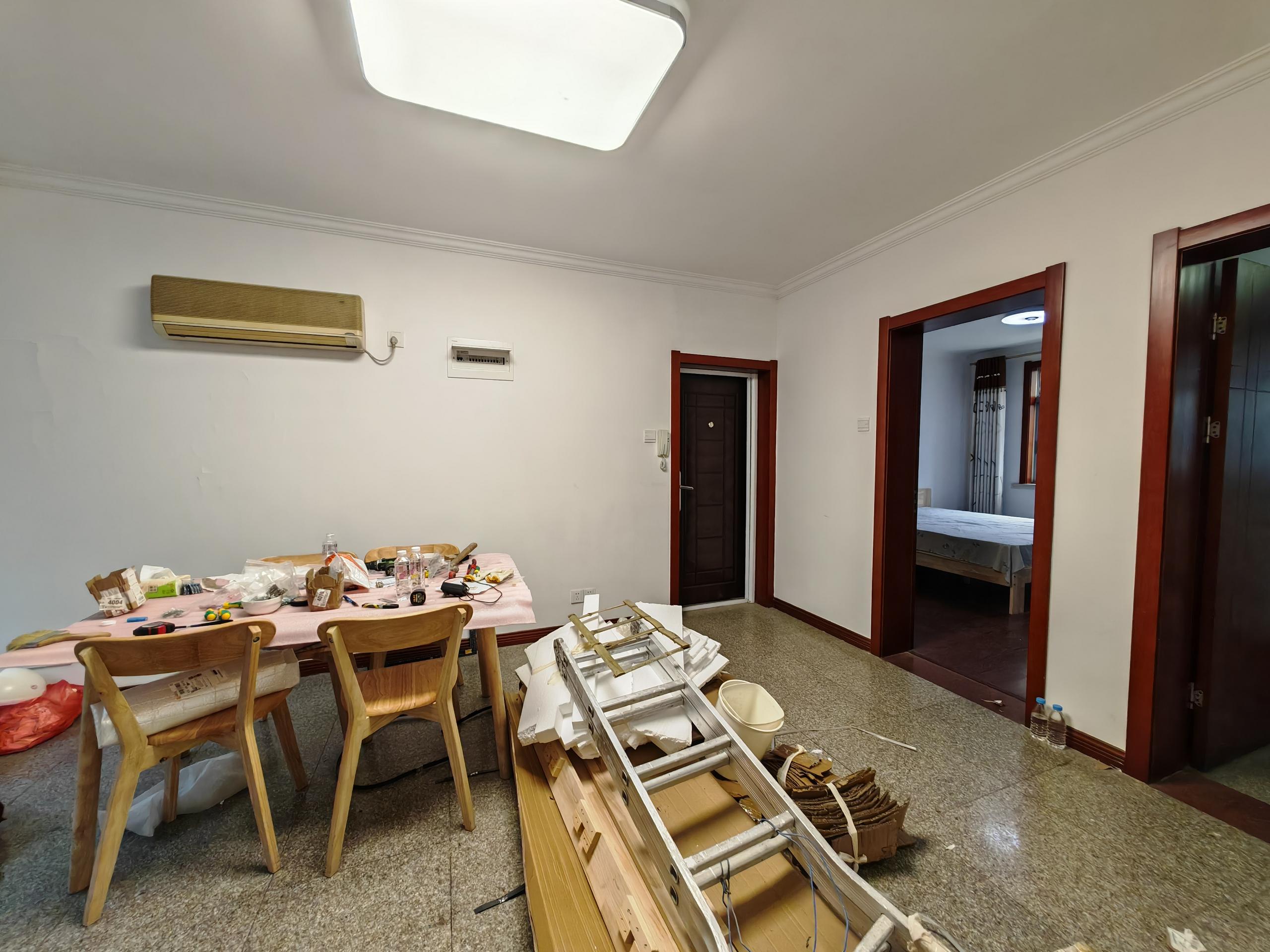文峰新村 3室1厅1卫 81.66m²