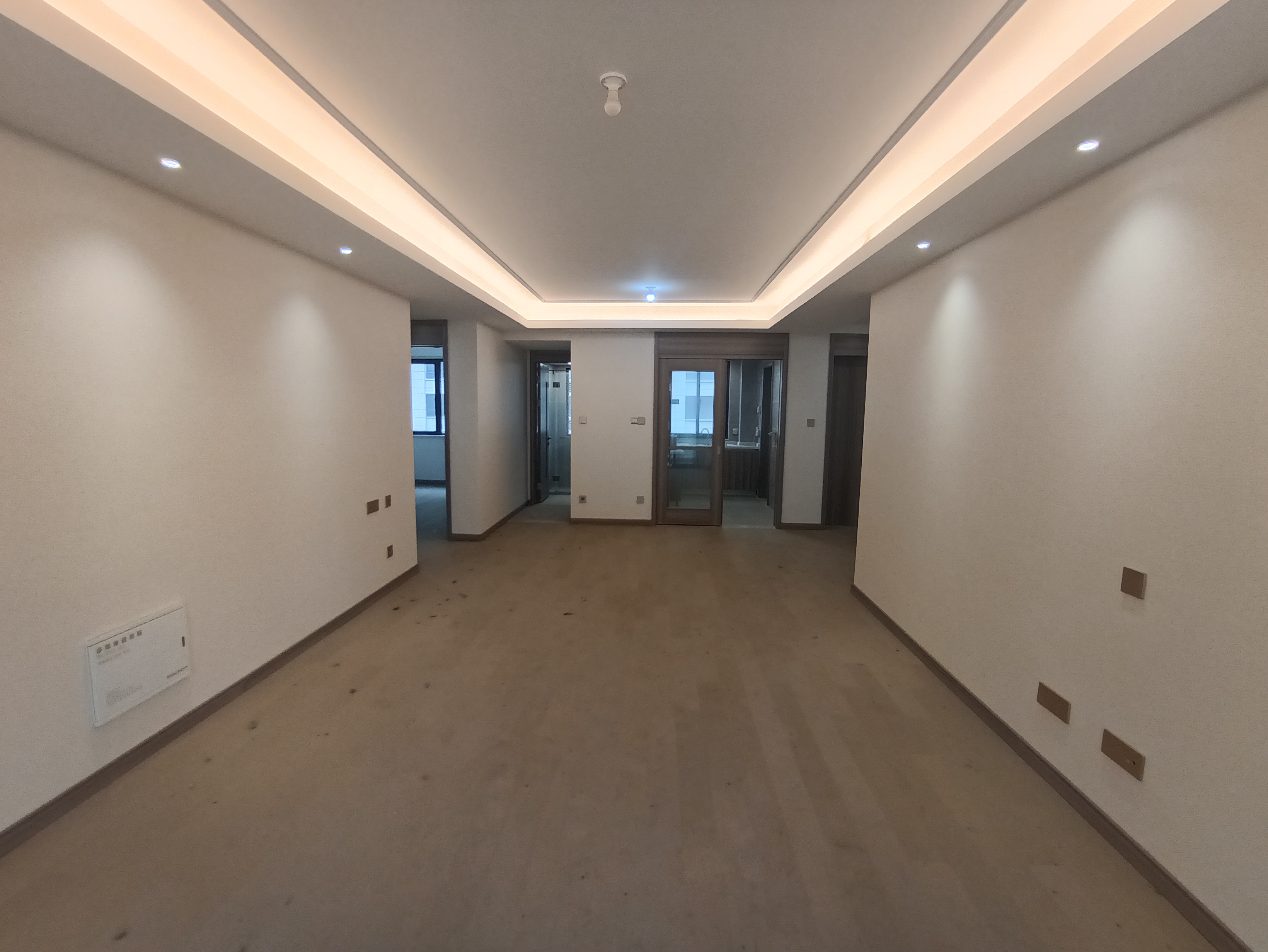 中创大都会 3室2厅2卫 122m&sup2;