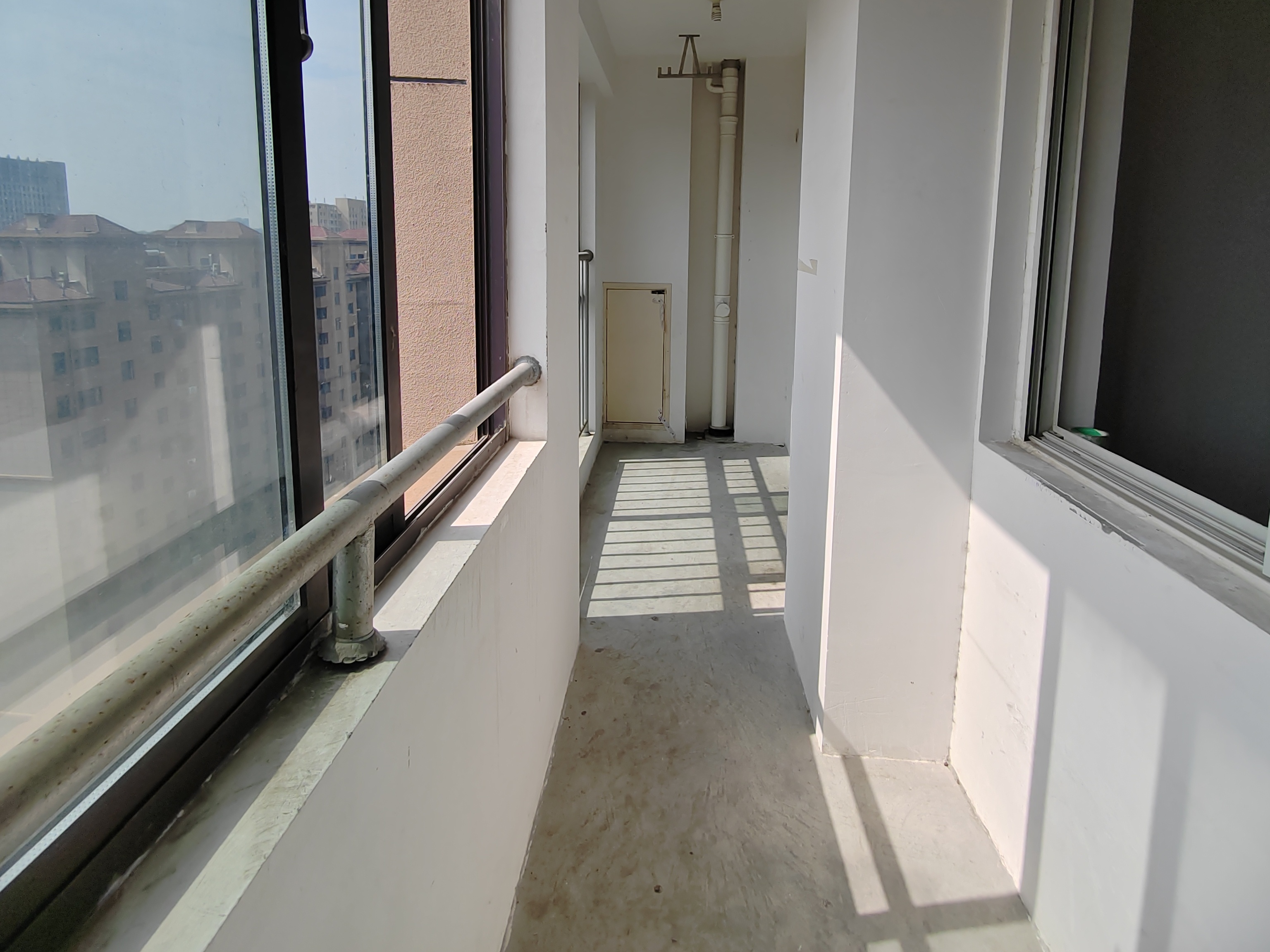 观河华府 3室1厅1卫 120m&sup2;
