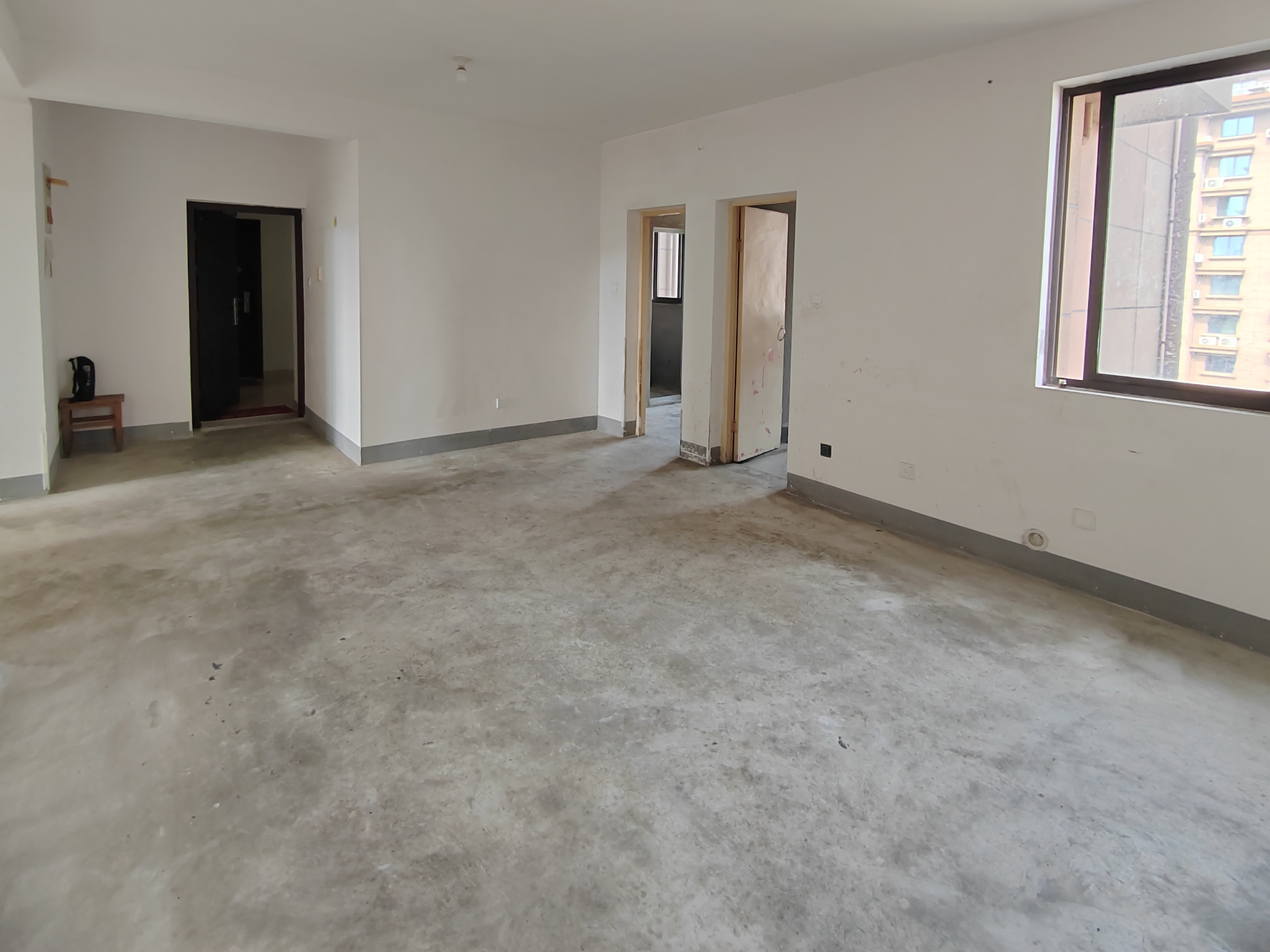 观河华府 3室1厅1卫 120m&sup2;