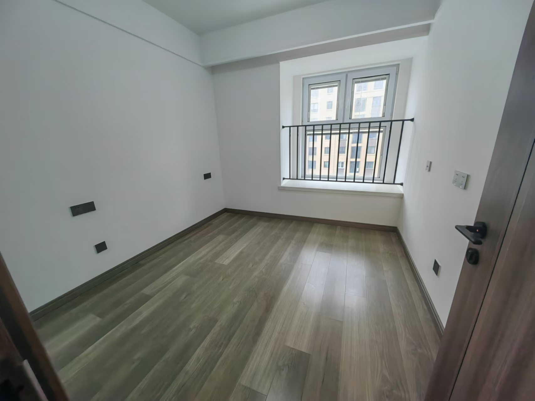 世茂云锦(九龙庭广场) 3室1厅1卫 92.85m&sup2;