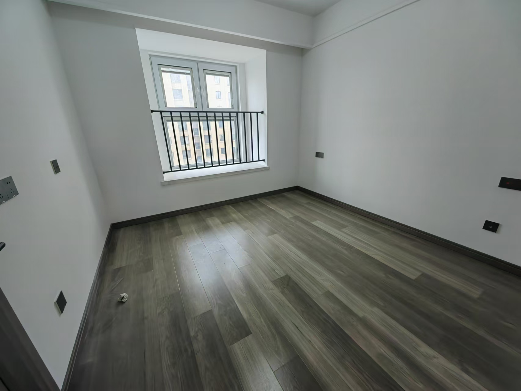 世茂云锦(九龙庭广场) 3室1厅1卫 92.85m&sup2;