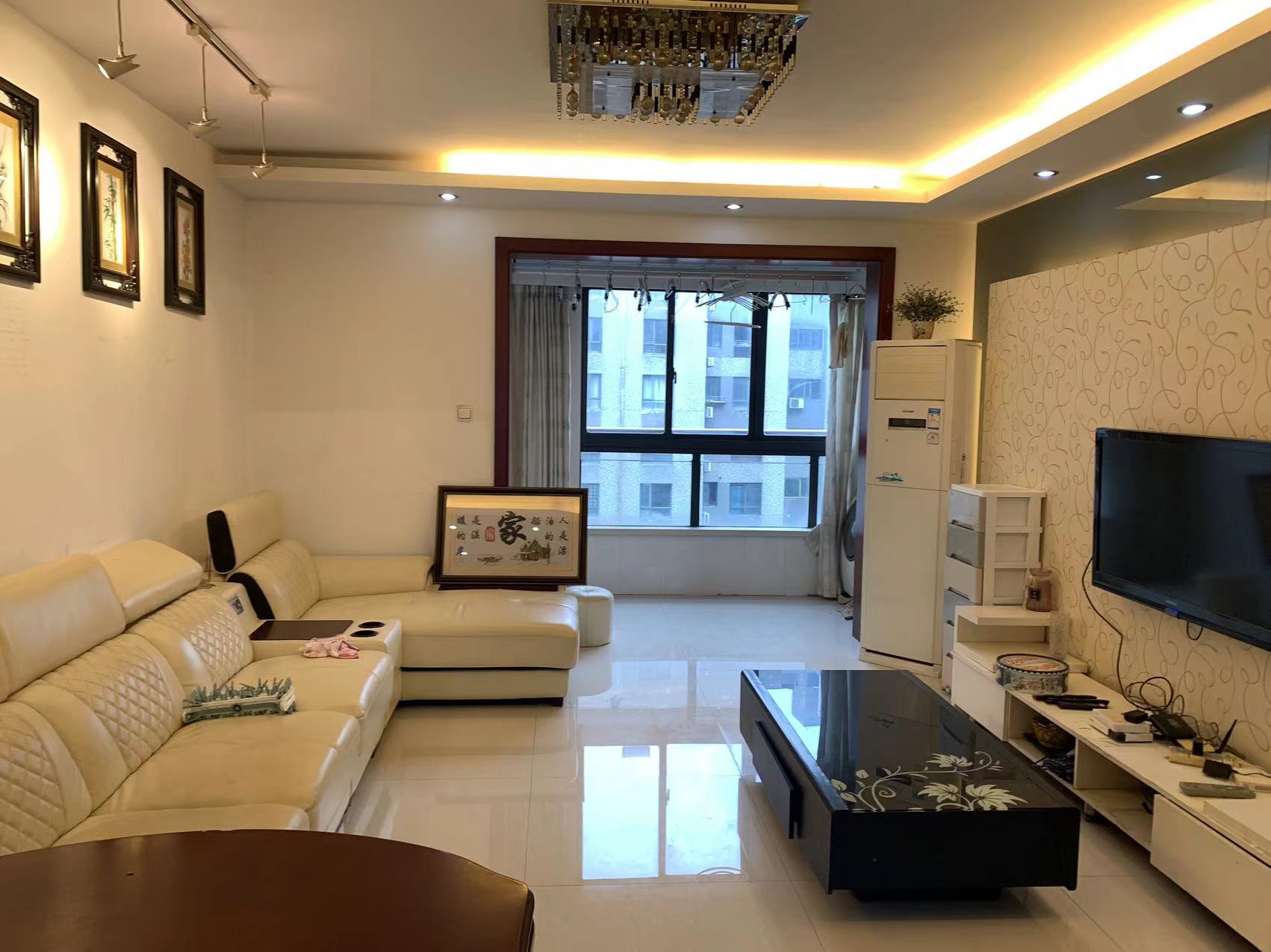 万通城 3室2厅1卫 98.37m&sup2;