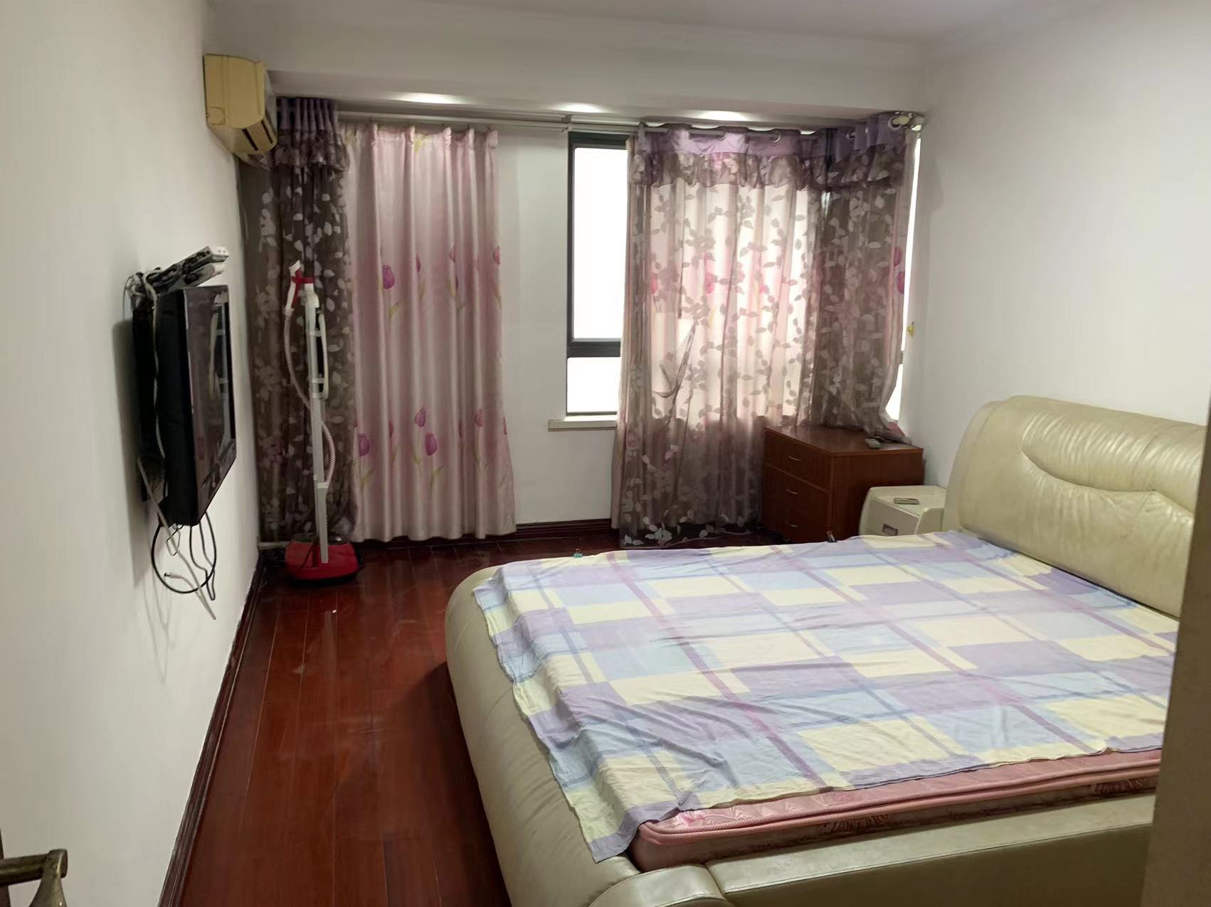 万通城 3室2厅1卫 98.37m&sup2;