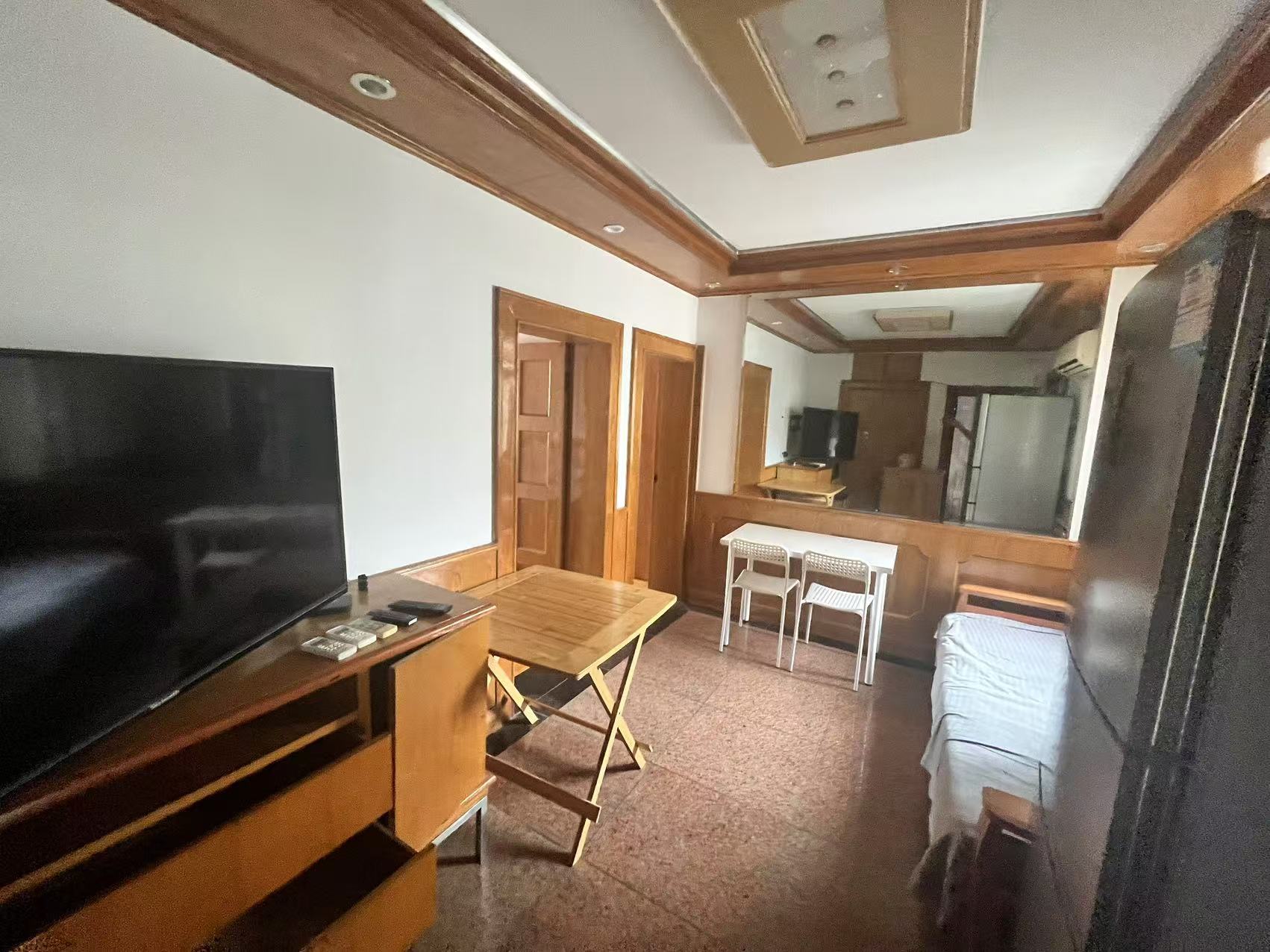 城南二村 2室2厅1卫 70m²