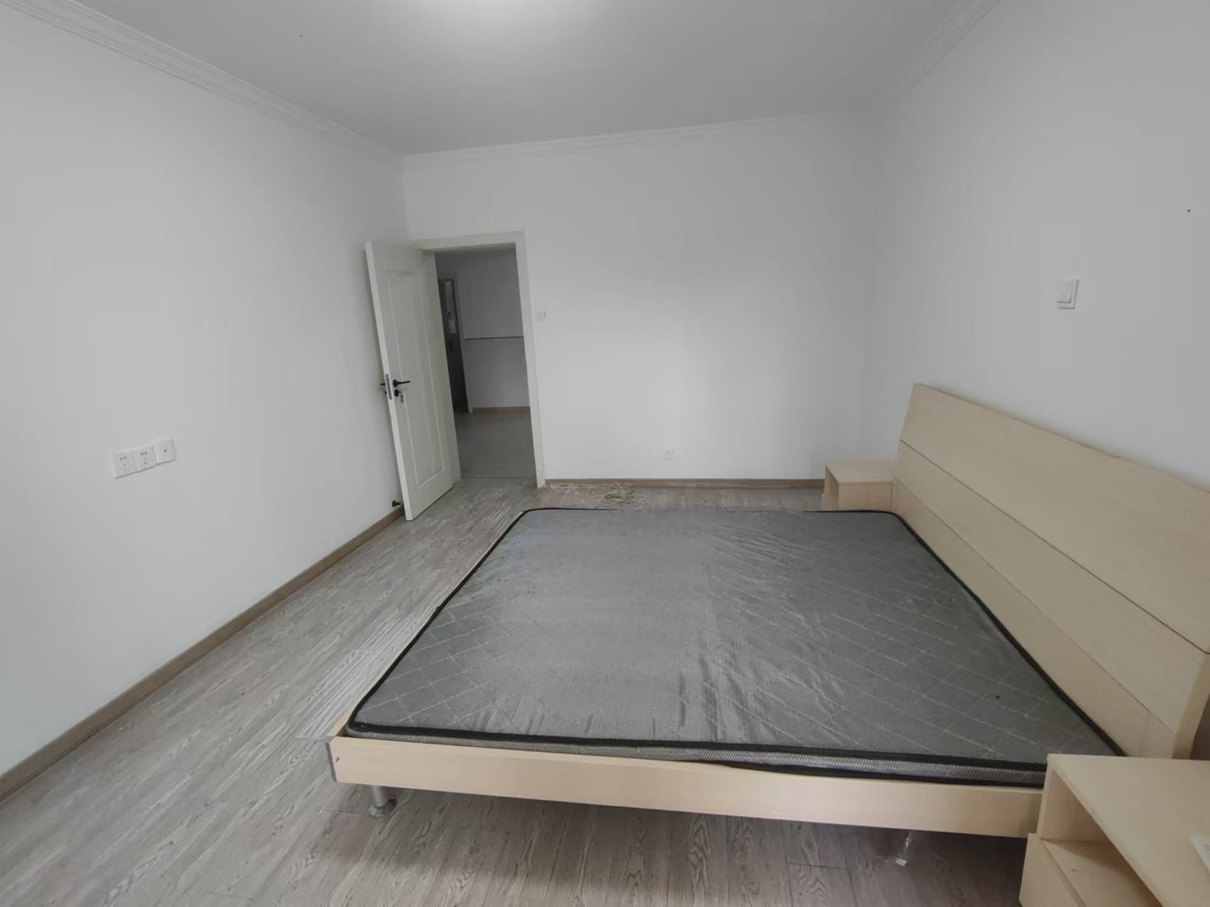 森大蒂花苑北区 4室1厅1卫 130m²