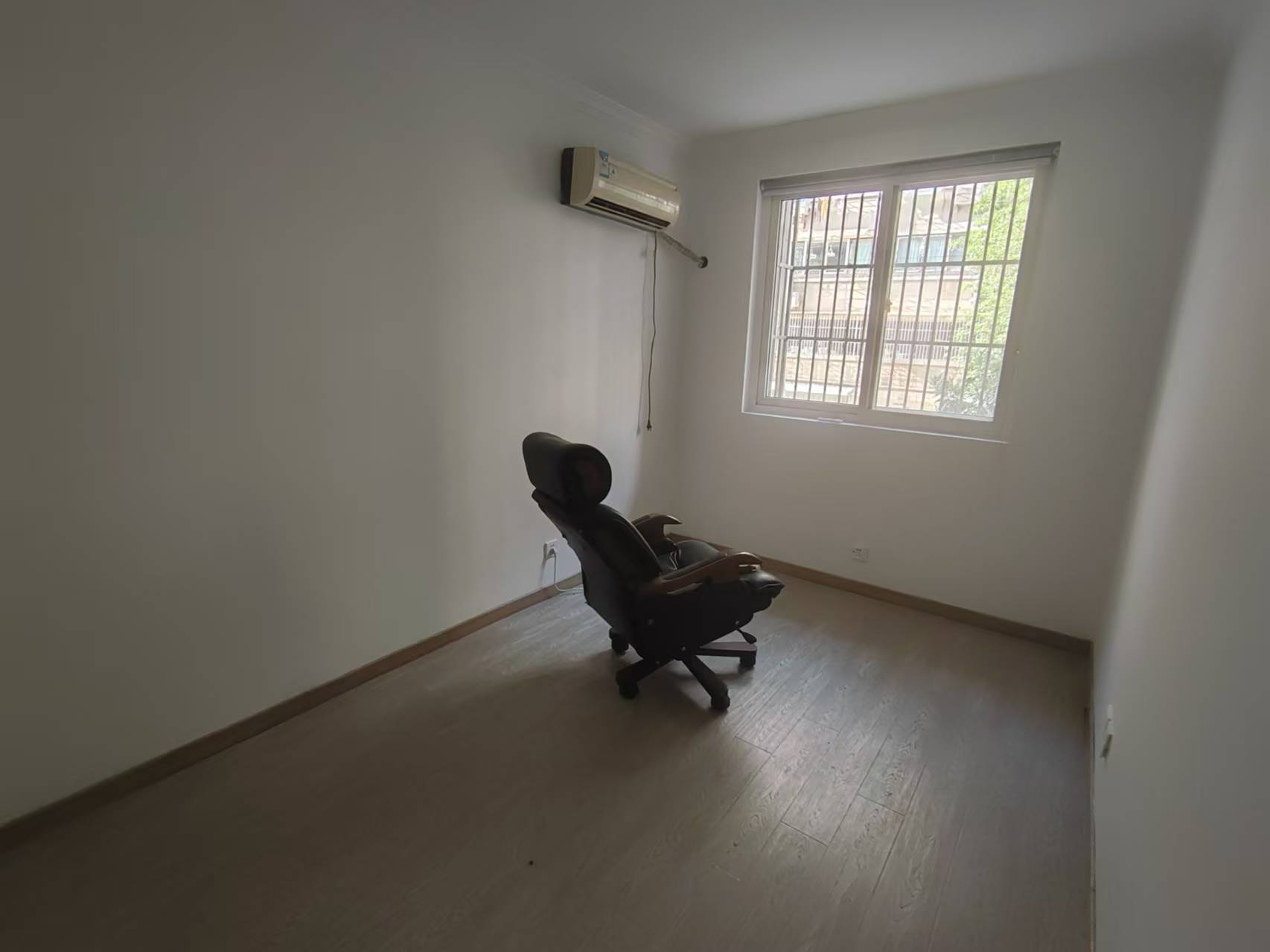 森大蒂花苑北区 4室1厅1卫 130m²