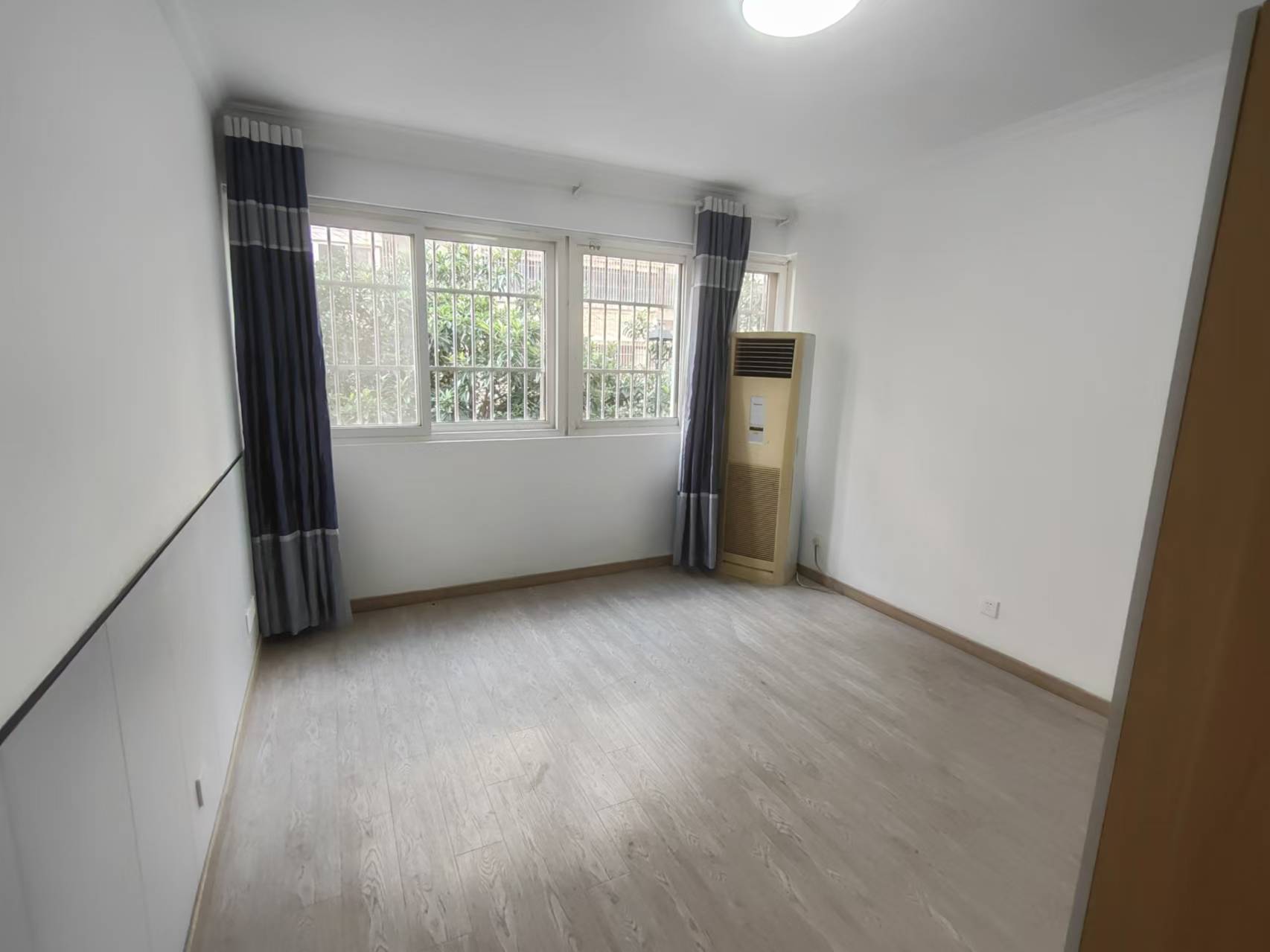 森大蒂花苑北区 4室1厅1卫 130m²