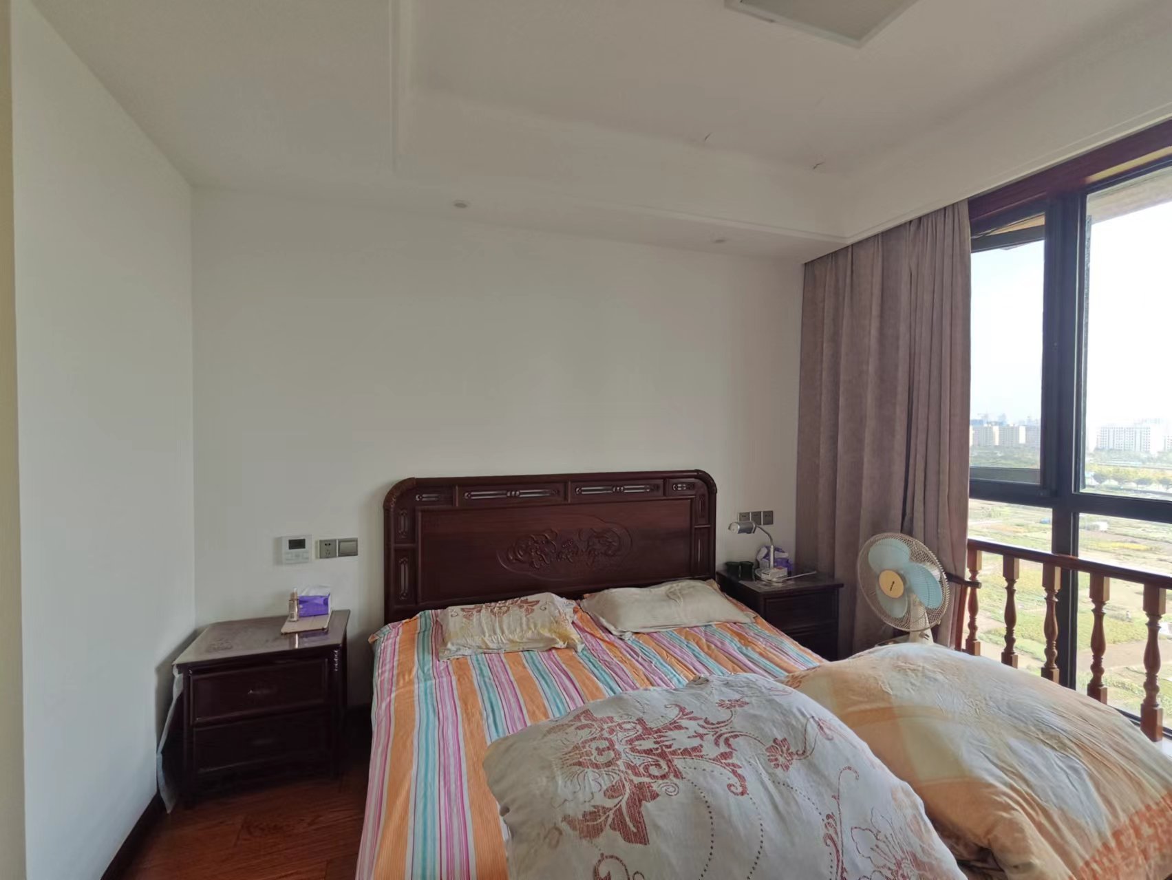 中港城世家 3室2厅2卫 132.66m&sup2;
