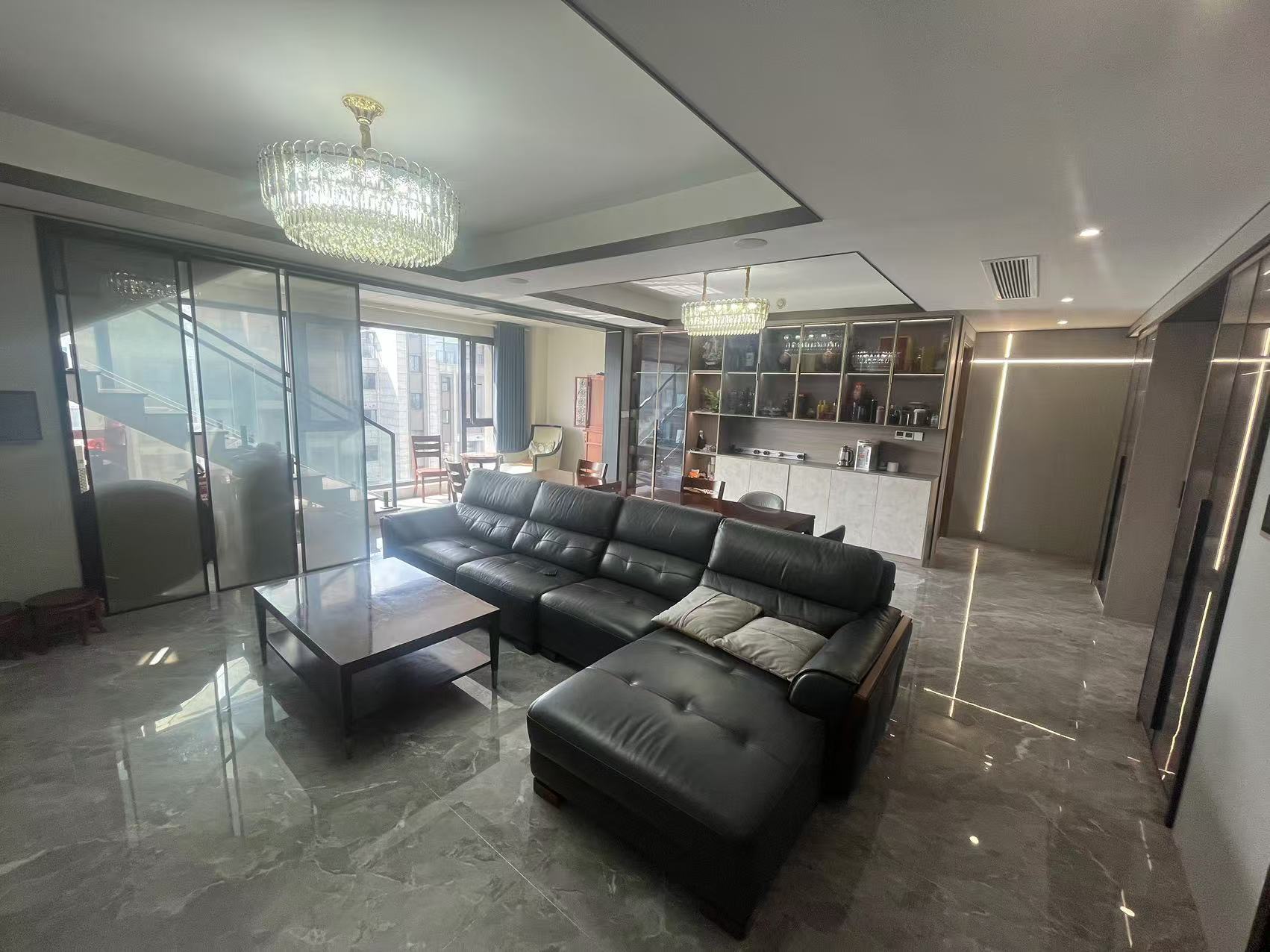 远创樽樾 4室3厅4卫 198.00m&sup2;