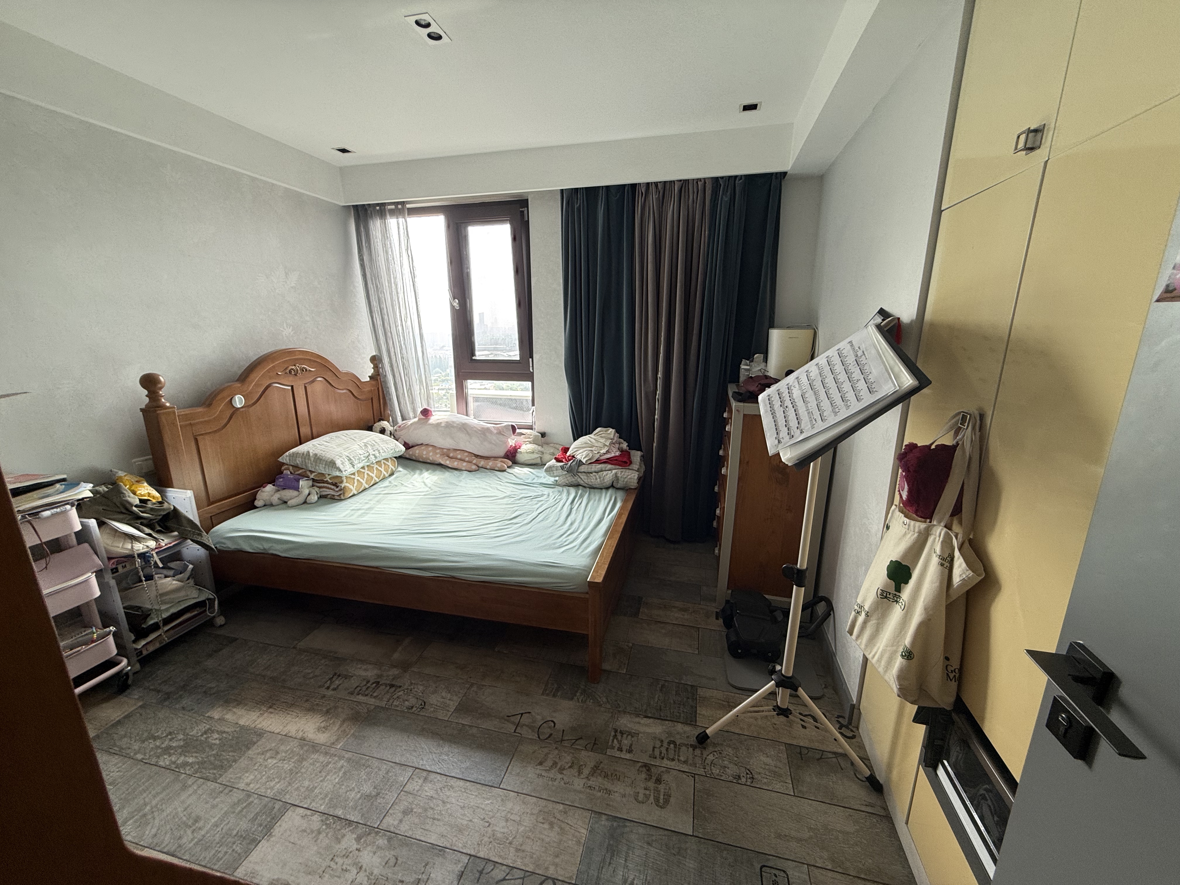 华强城一期 4室2厅2卫 133m&sup2;