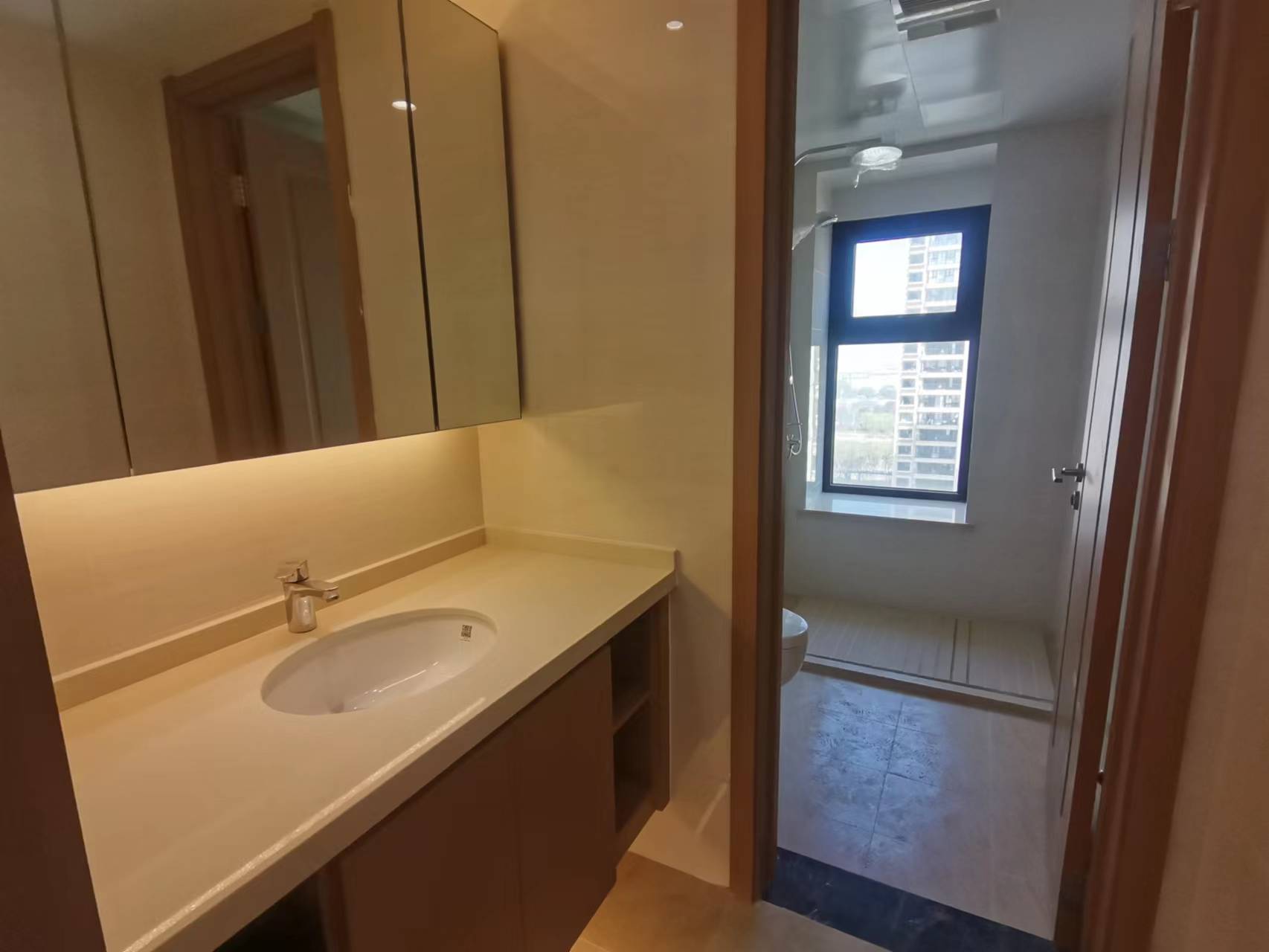 春风南岸东园 4室2厅2卫 141.56m²
