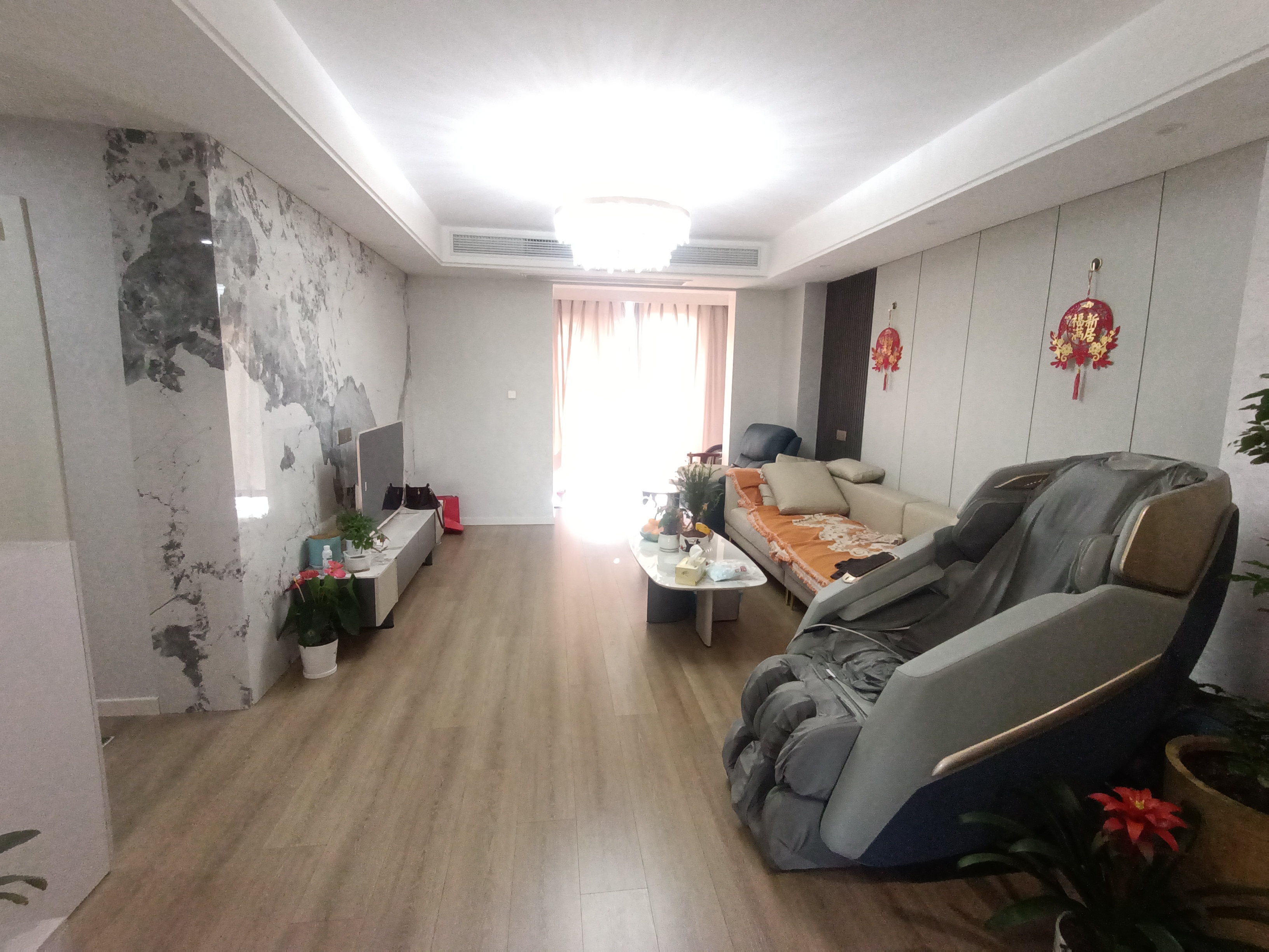 军山花园 3室2厅2卫 138.00m&sup2;