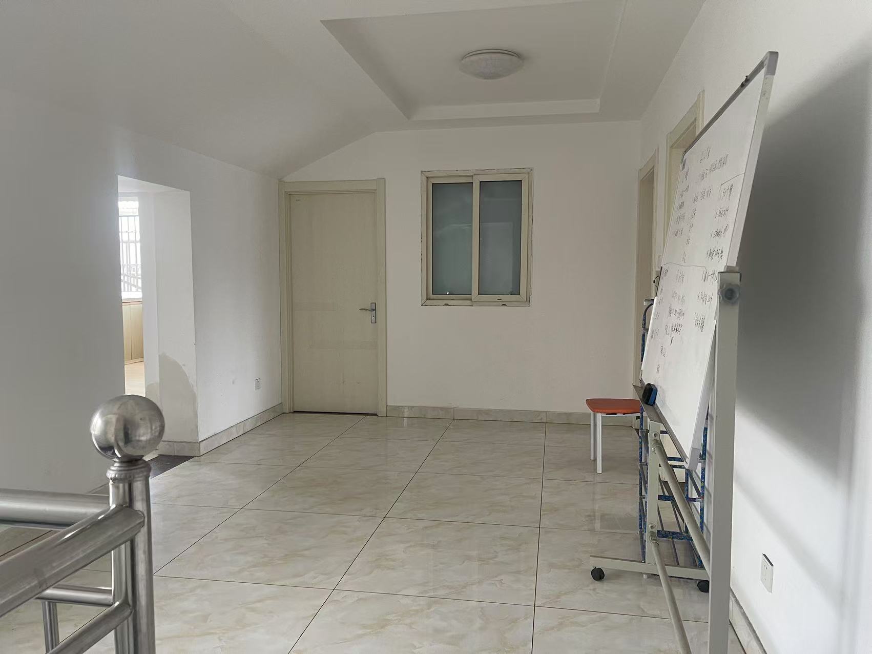 五山公寓 5室3厅2卫 122.00m&sup2;