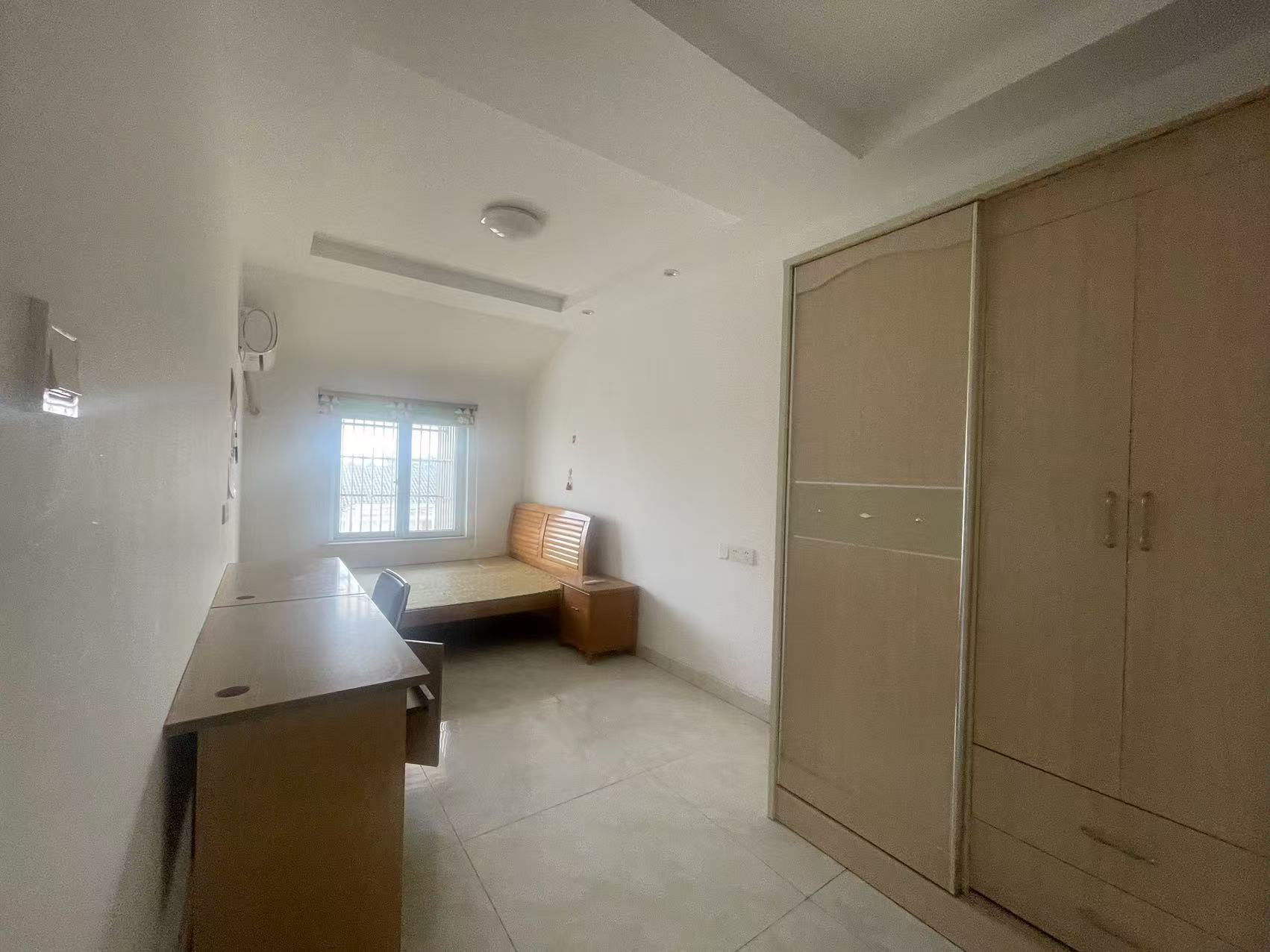 五山公寓 5室3厅2卫 122.00m&sup2;