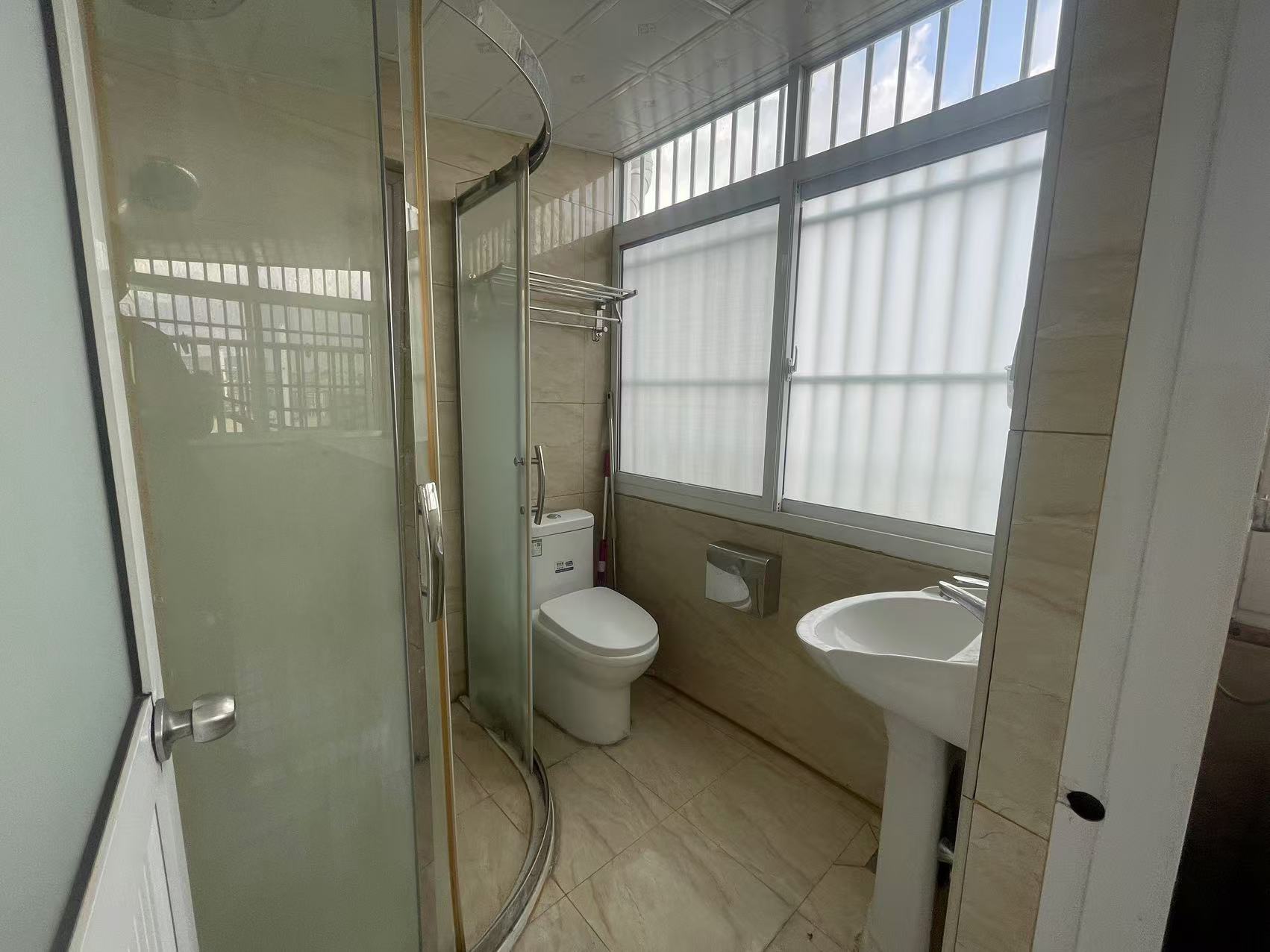 五山公寓 5室3厅2卫 122.00m&sup2;