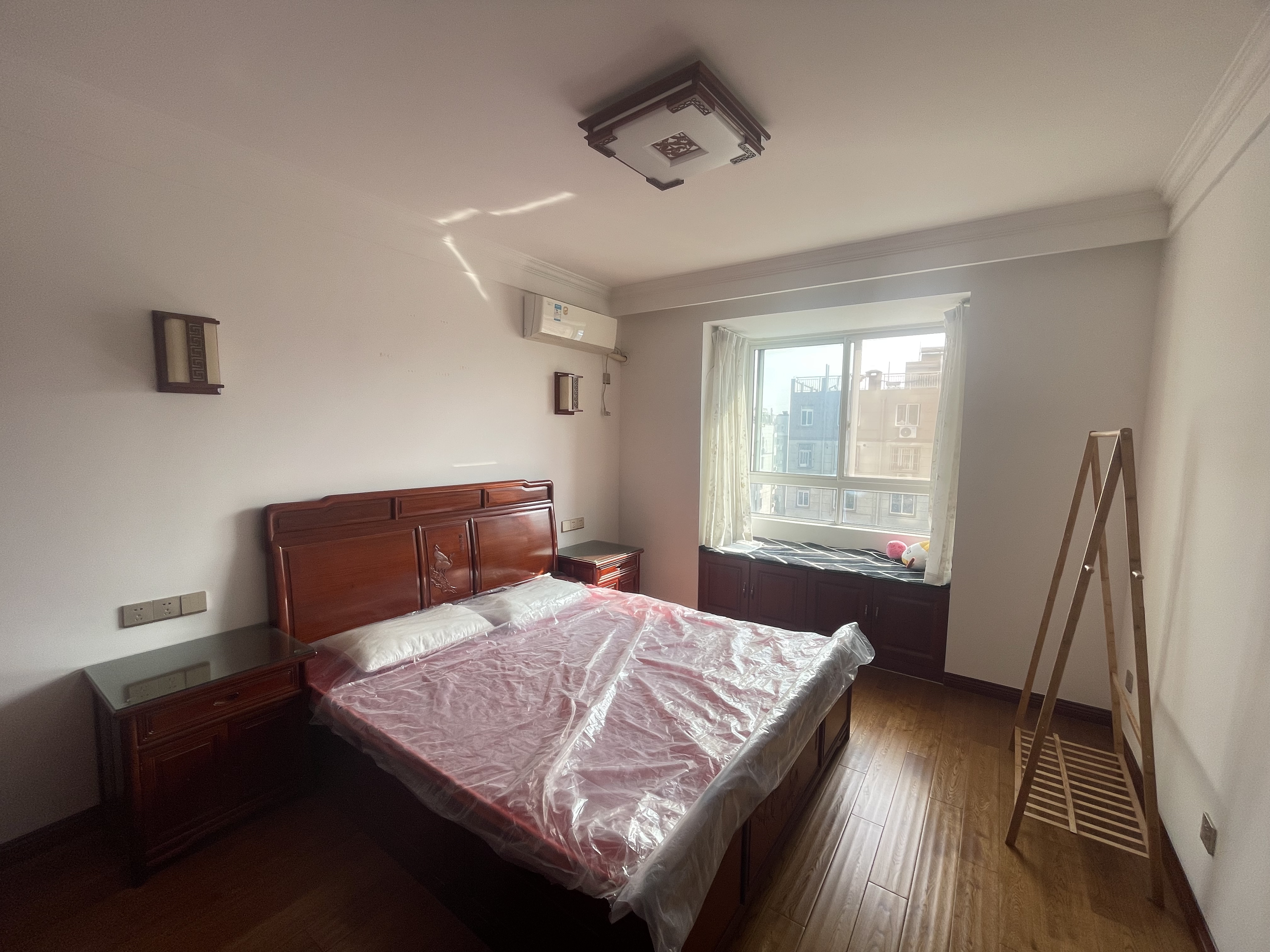 天龙逸园 2室2厅1卫 99.24m&sup2;
