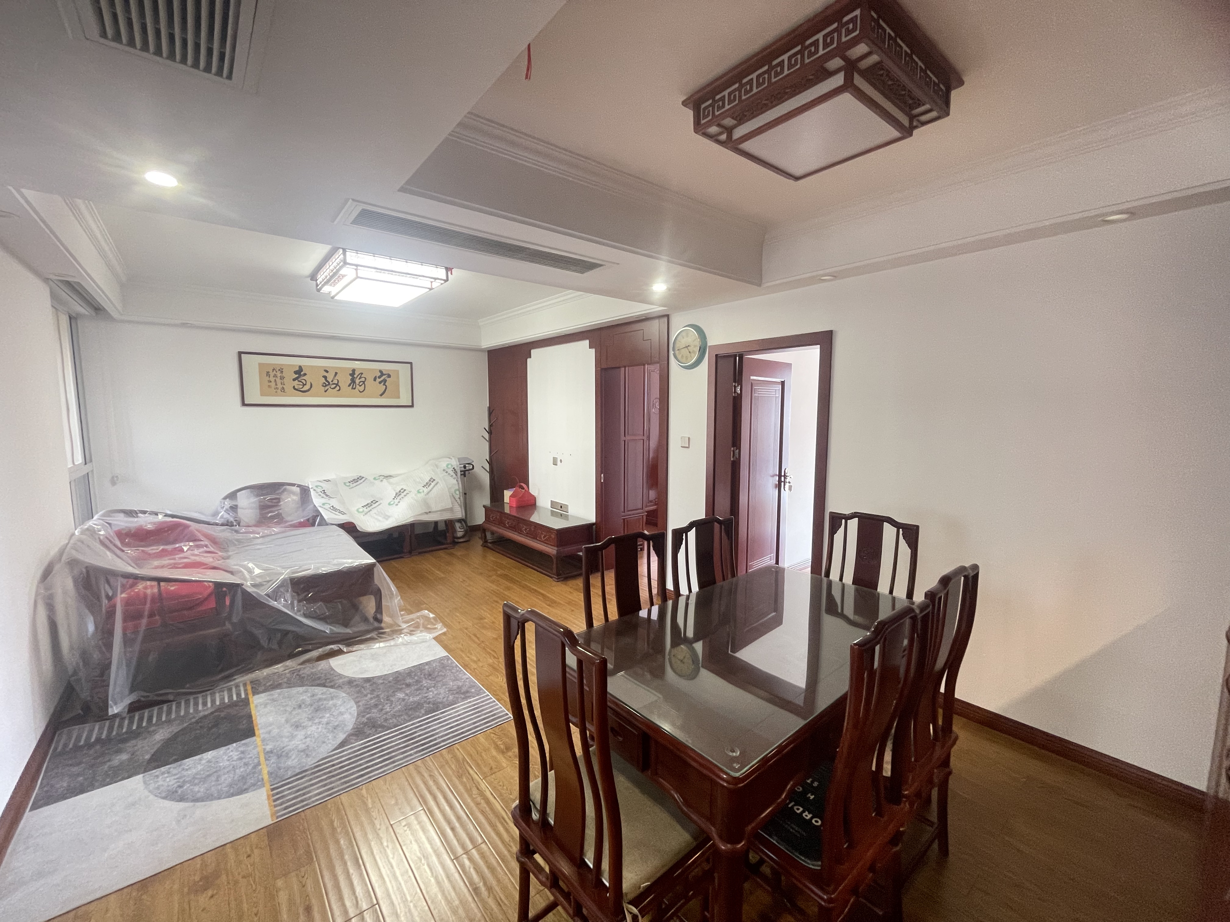 天龙逸园 2室2厅1卫 99.24m²